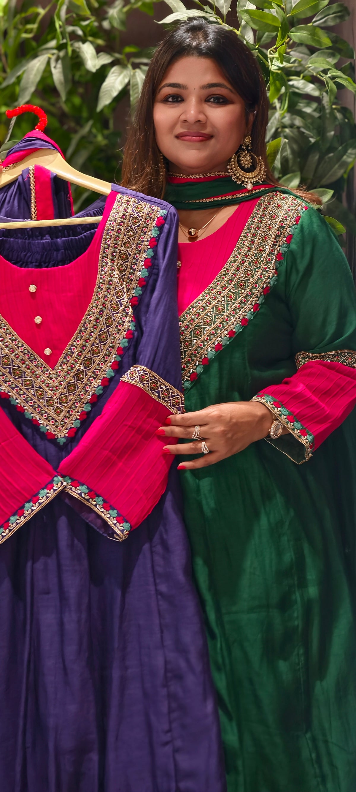 High-End Zardosi Work Contrasted Dual Tone Banarasi Mul-Chanderi A-Line Full Suit Set With Dupatta- 16374