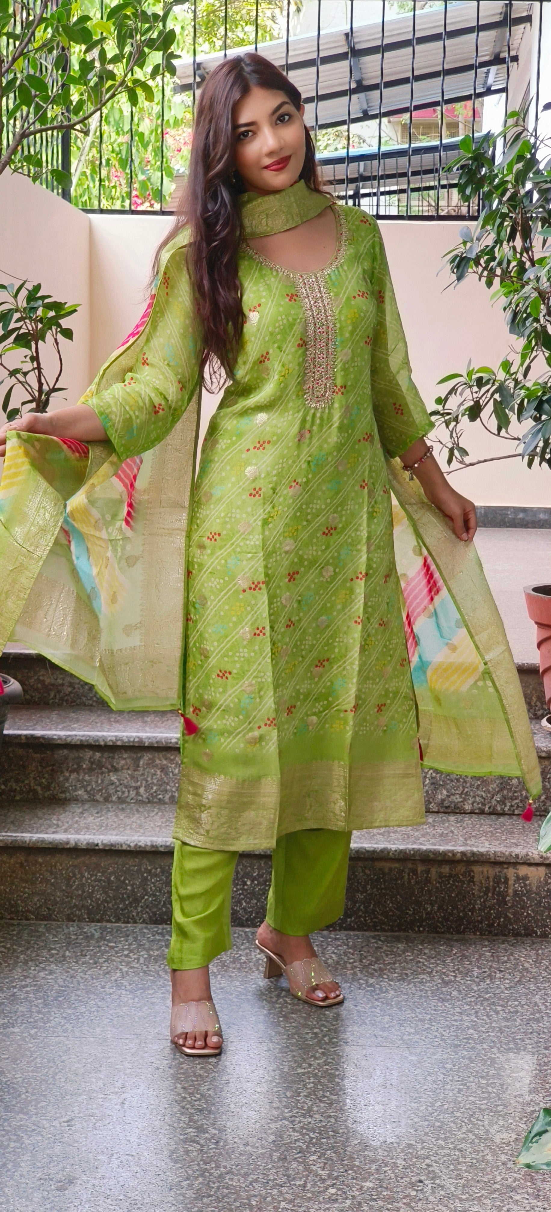 Luxurious Hand-Embroidered Green Organza Full Suit Set with Intricate Details With lehriya organza Dupatta DRYWASH DISPATCHING WILL BE FROM MONDAY-09408