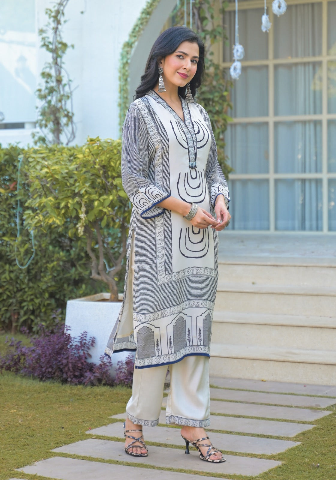 Pure Crepe Printed Cordset with printed Loose Bottom