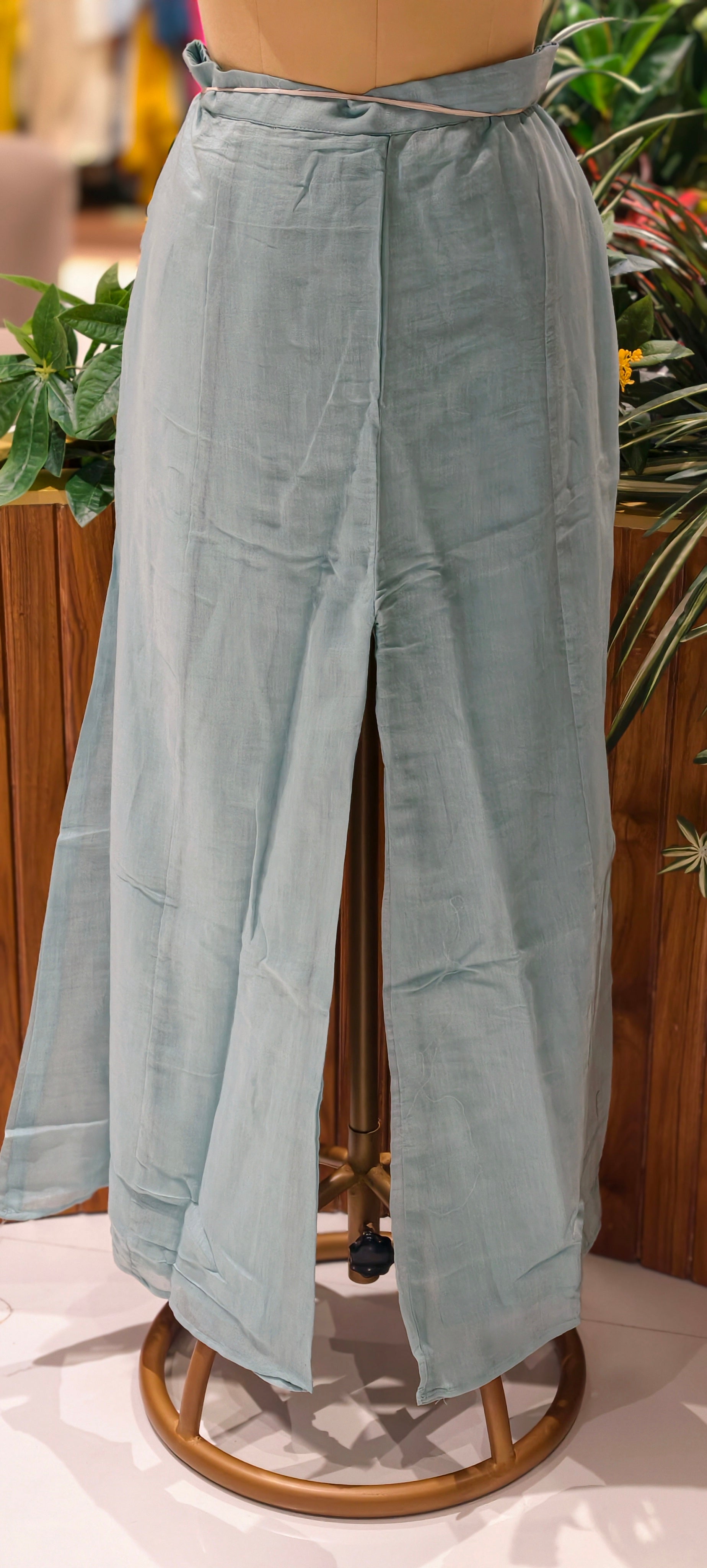 Graceful Mulchanderi Embroidered Full Set with Dupatta and Intricate Thread Work-13861