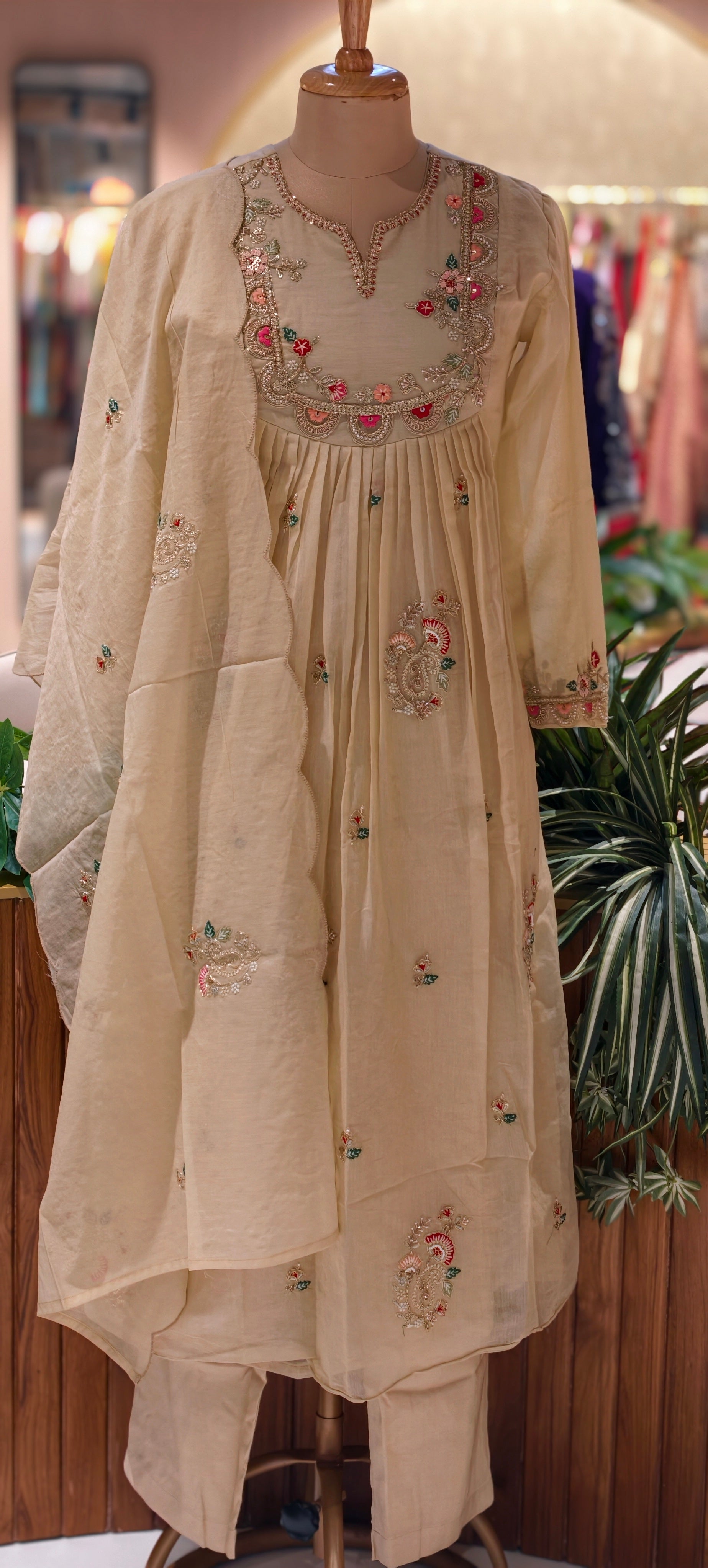 Mulchanderi Embroidered neckline and scattered floral motifs Anarkali Kurta Set with Dupatta 13860