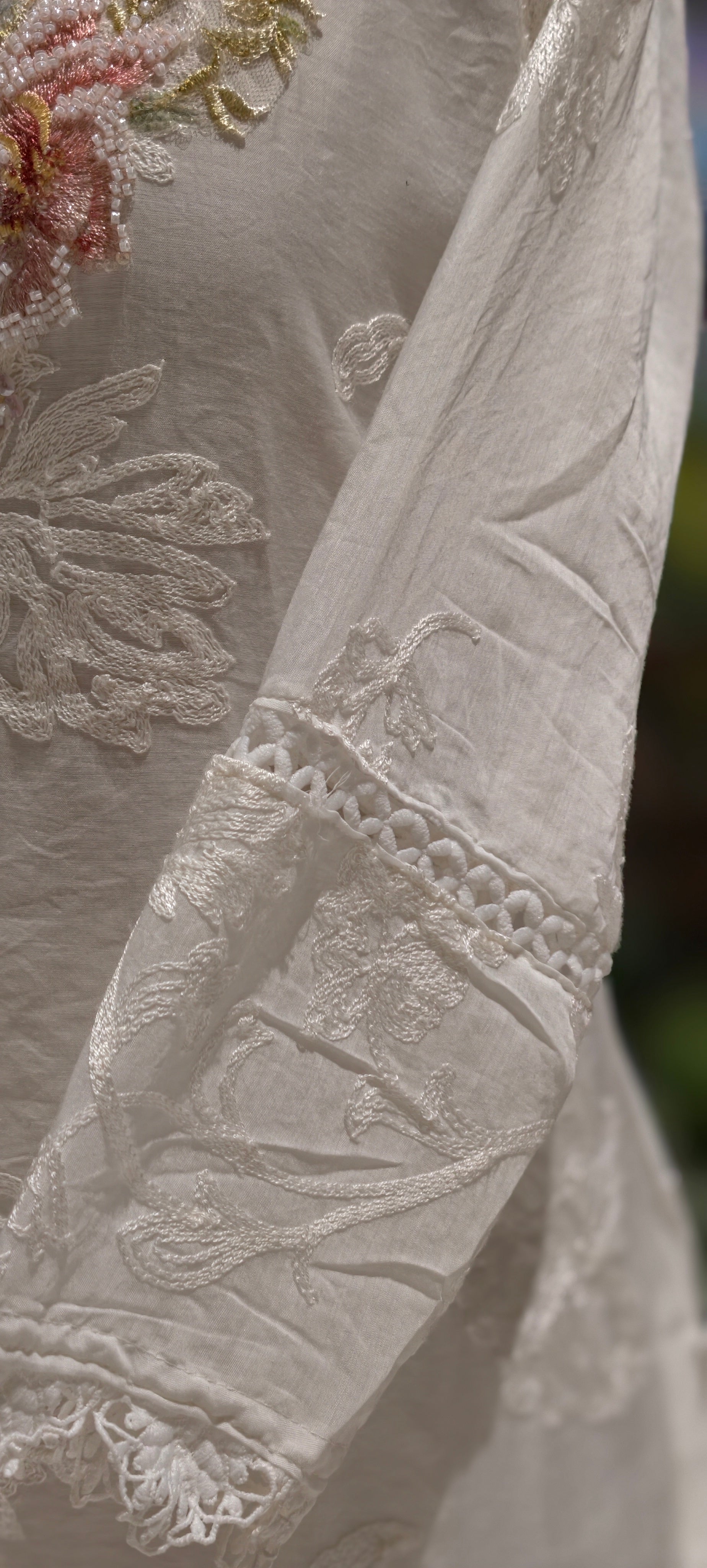 Soft Sheer Scalloped Lace Borders Pastel Embroidered Full Suit Set With Dupatta In Organza Fabric- 13688