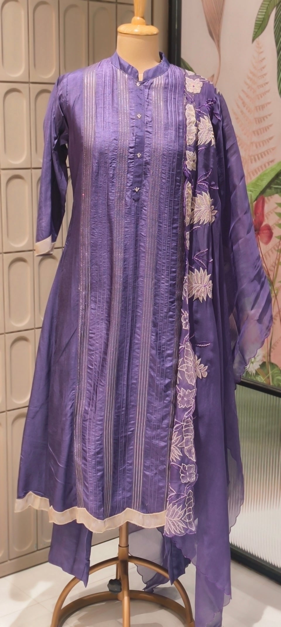 Elegant Silk Kurta full Set with Pintuck Detailing and Embroidered Sleeves with Organza Dupatta
