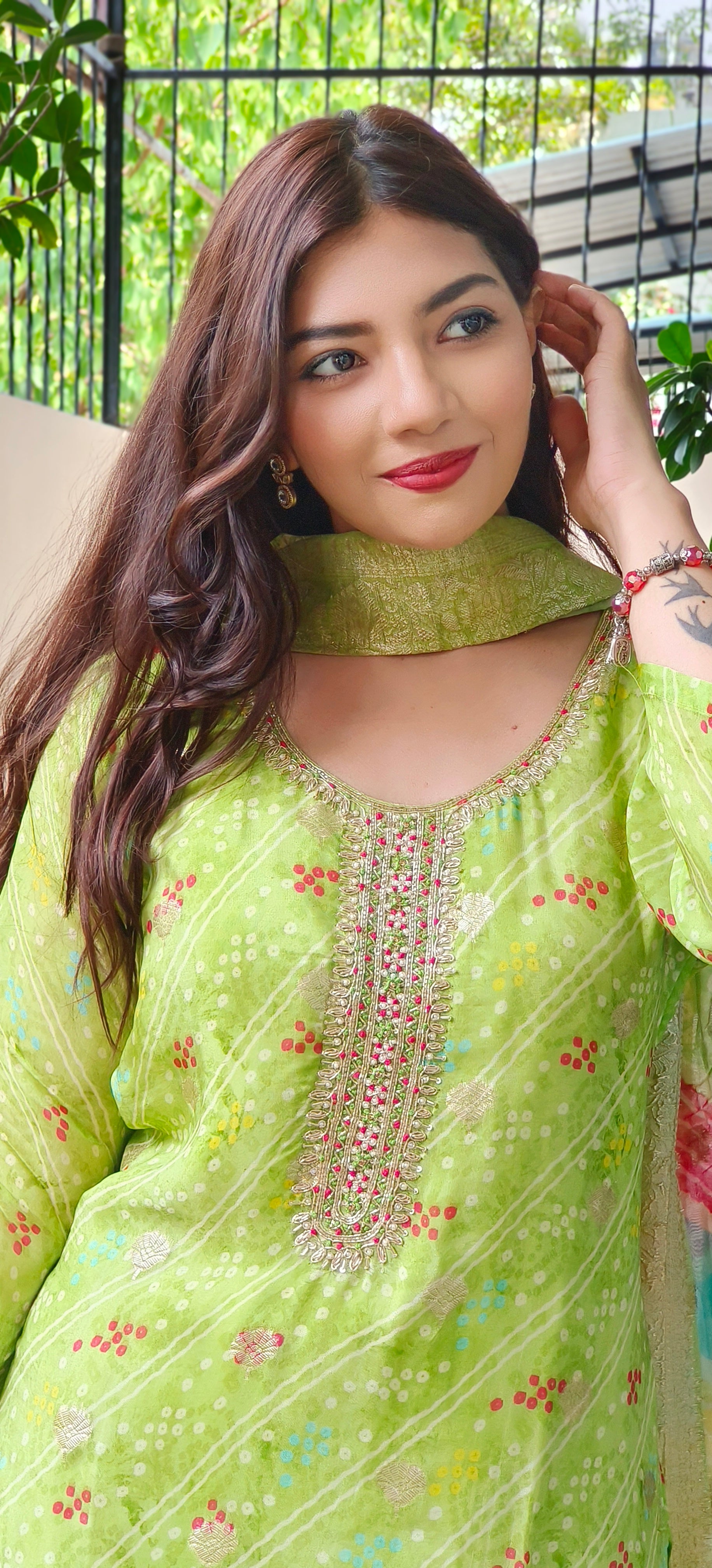 Luxurious Hand-Embroidered Green Organza Full Suit Set with Intricate Details With lehriya organza Dupatta DRYWASH DISPATCHING WILL BE FROM MONDAY-09408
