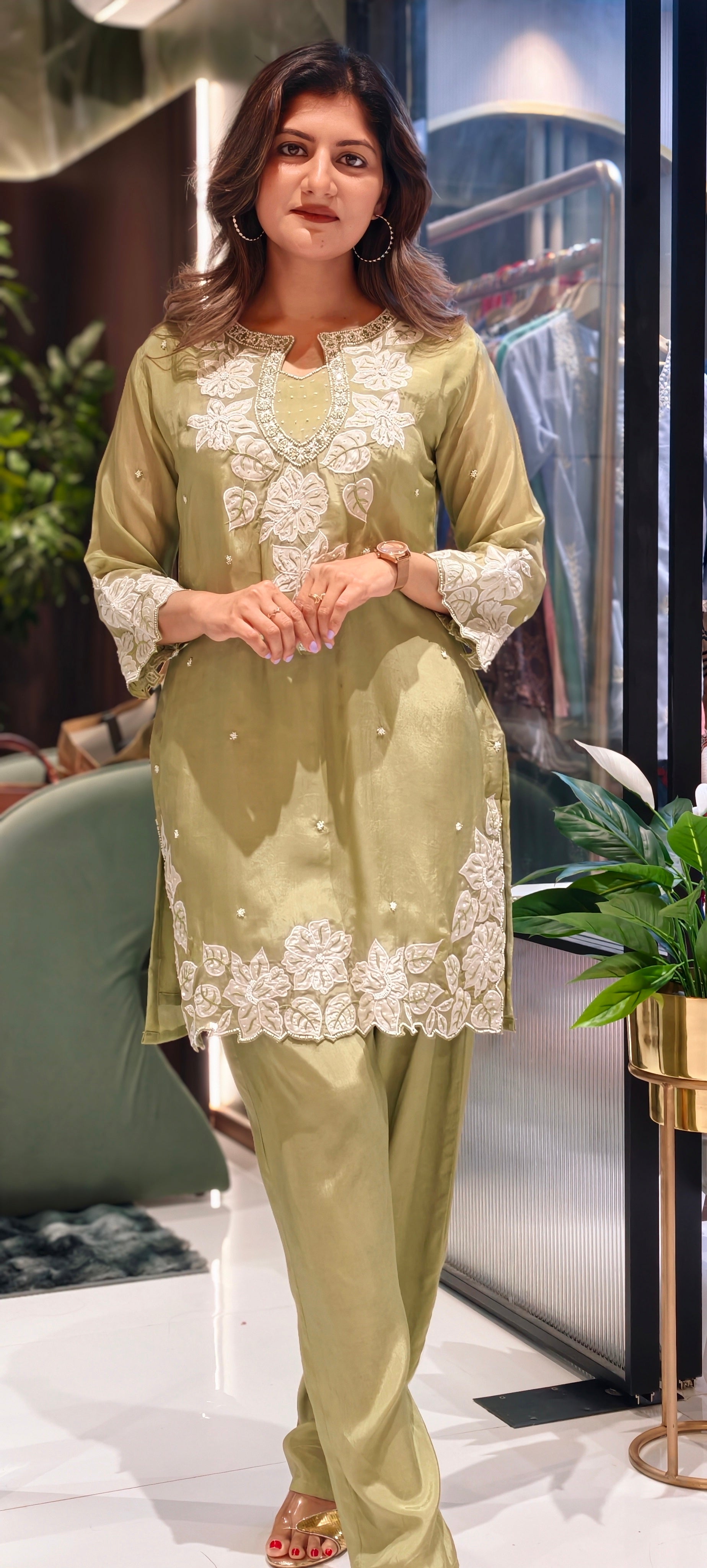 Ethereal Blooms: Hand-Embroidered Organza Silk Co-ord Set with Scalloped Lace Detailing13917