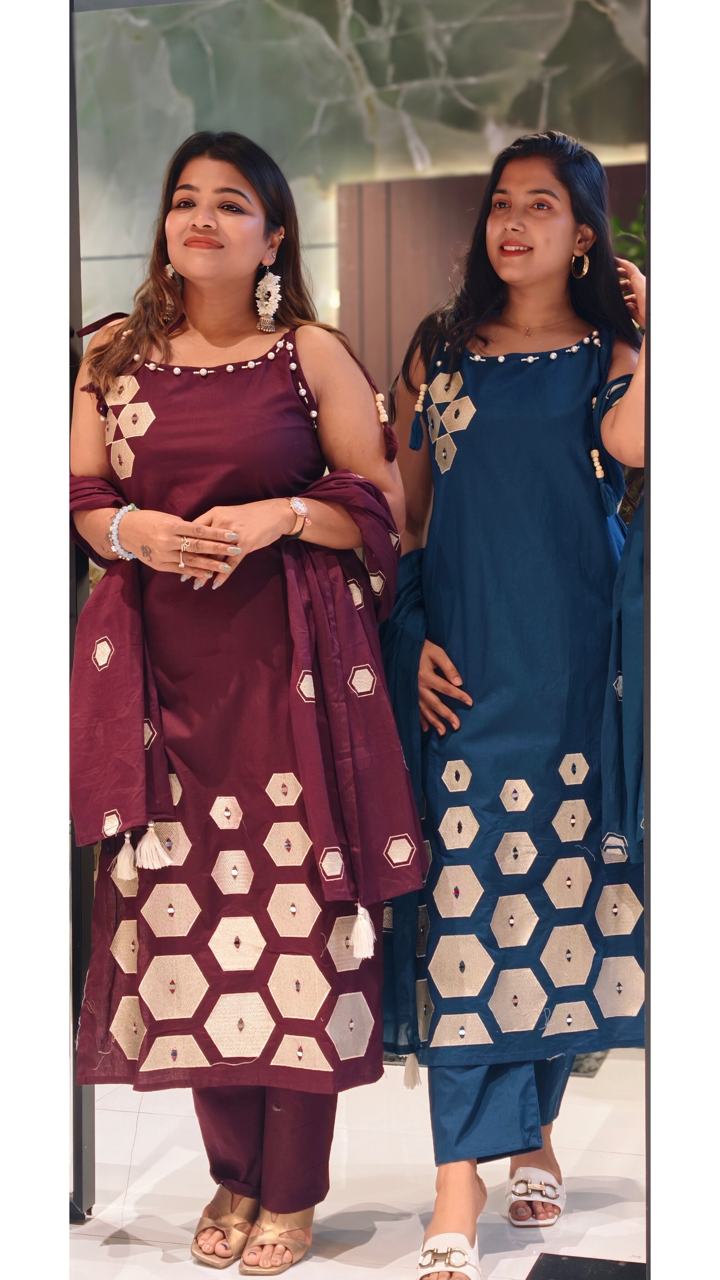 Summer Style Slevless Noodel Strap Cotton Embroidered Full Suit Set 13843