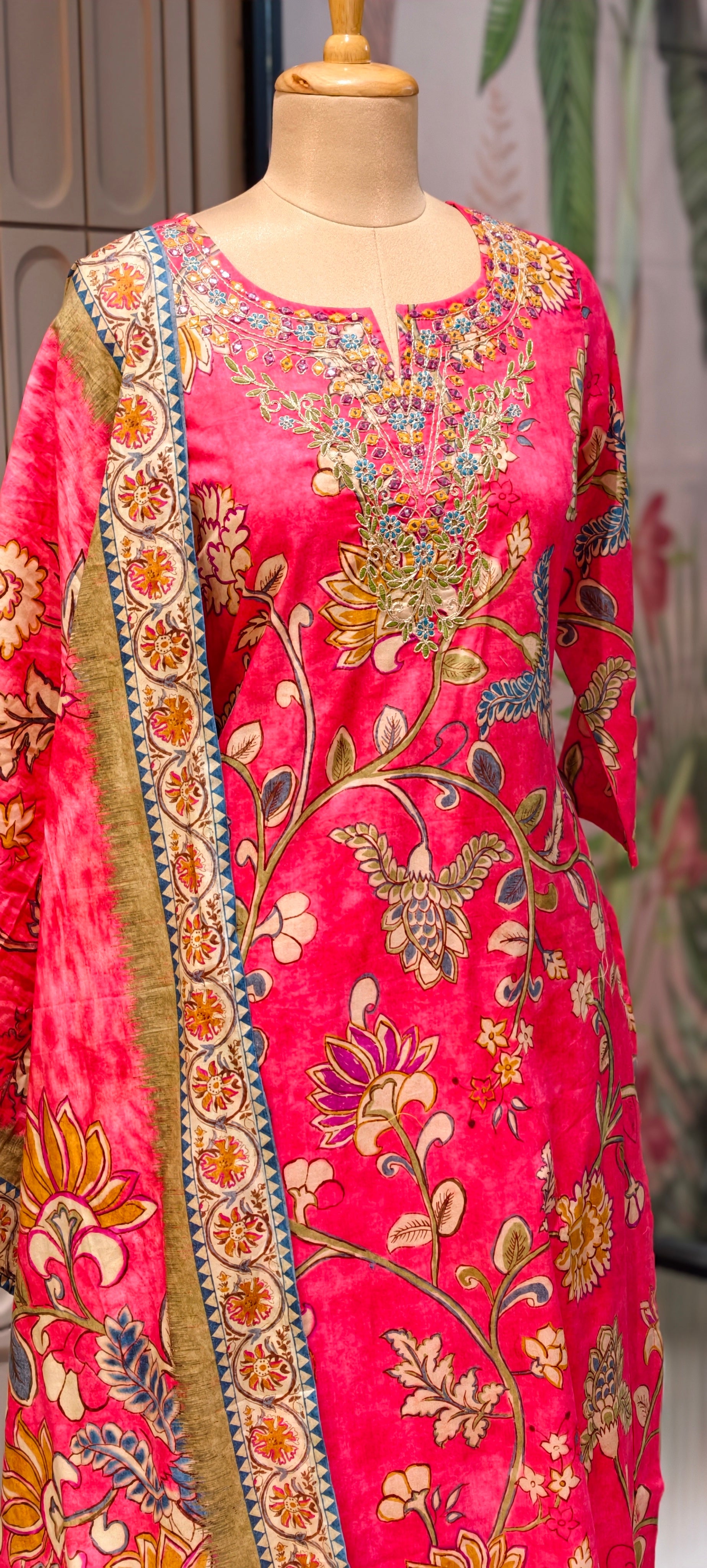 Elegant Floral Printed Butter Soft Cotton Kurta Set with Straight Pants & Printed Dupatta-13879,78