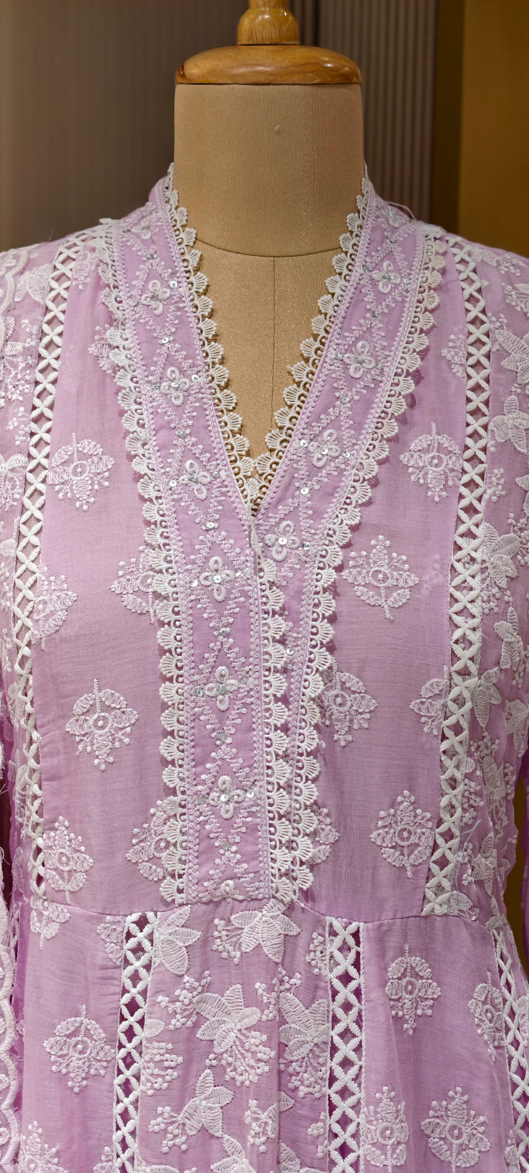 Elegant Mall Cotton Chikankari Kurta Set with Straight Pants & Embroidered Dupatta-13892 RB135