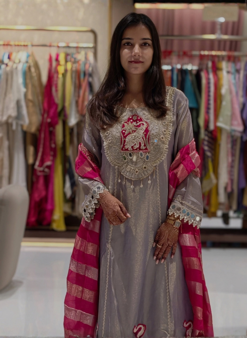 Ananya, Delhi