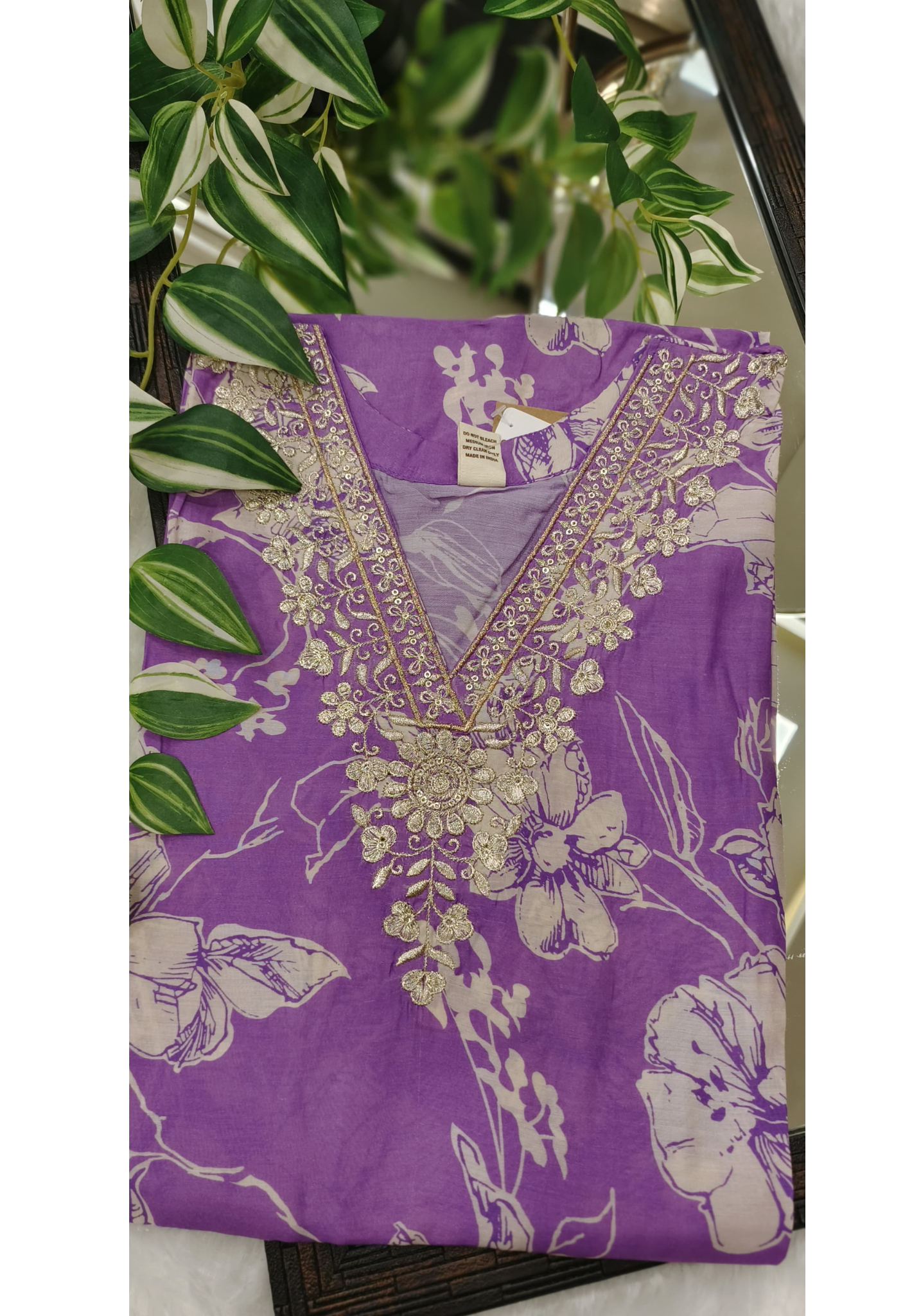 Floral Printed muslin  V neck embroidery only kurti-05974