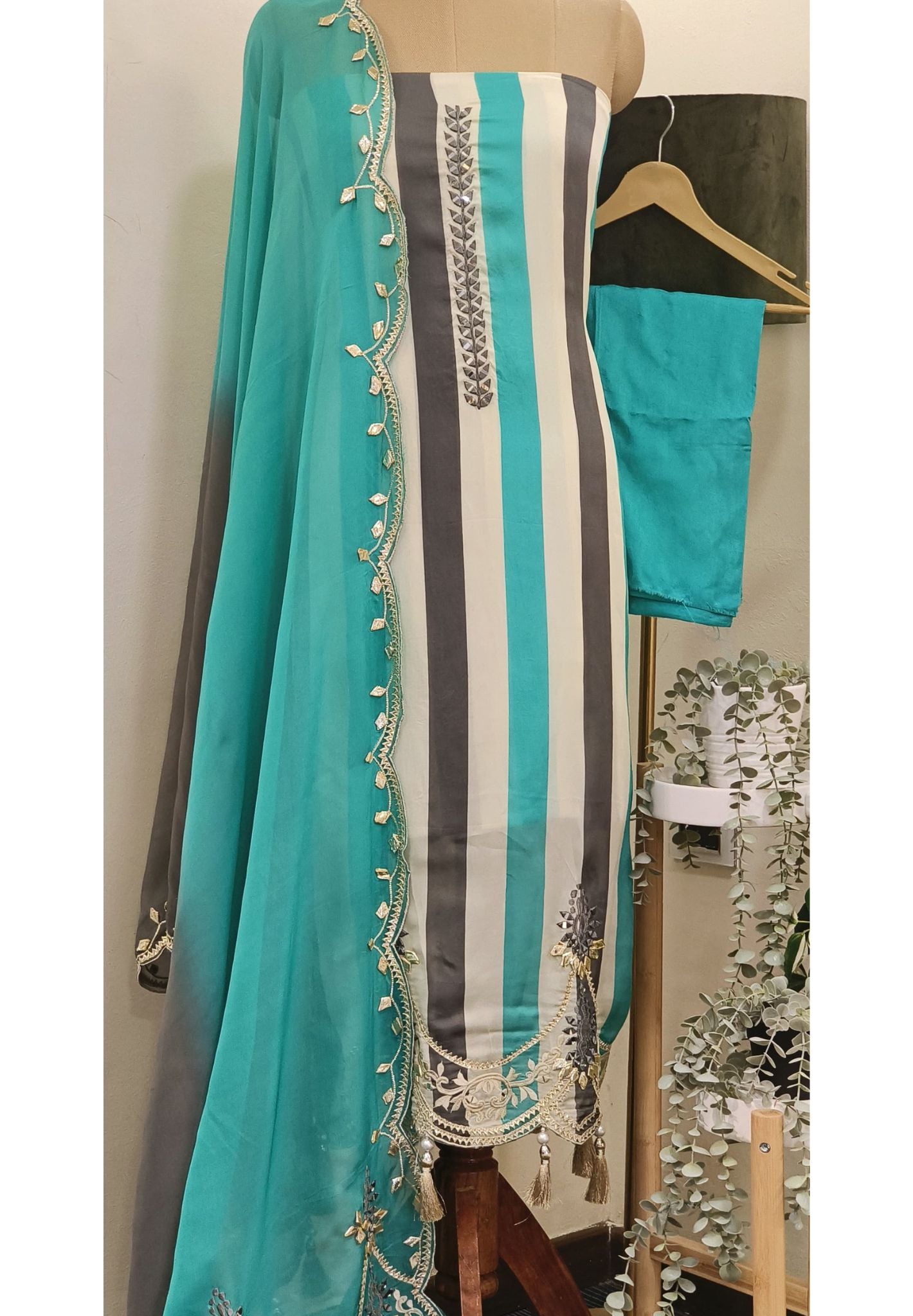 Georgette Stripe Embroidered Unstitched Full Suit With Organza Dupatta Dress Material With embroidery-06107