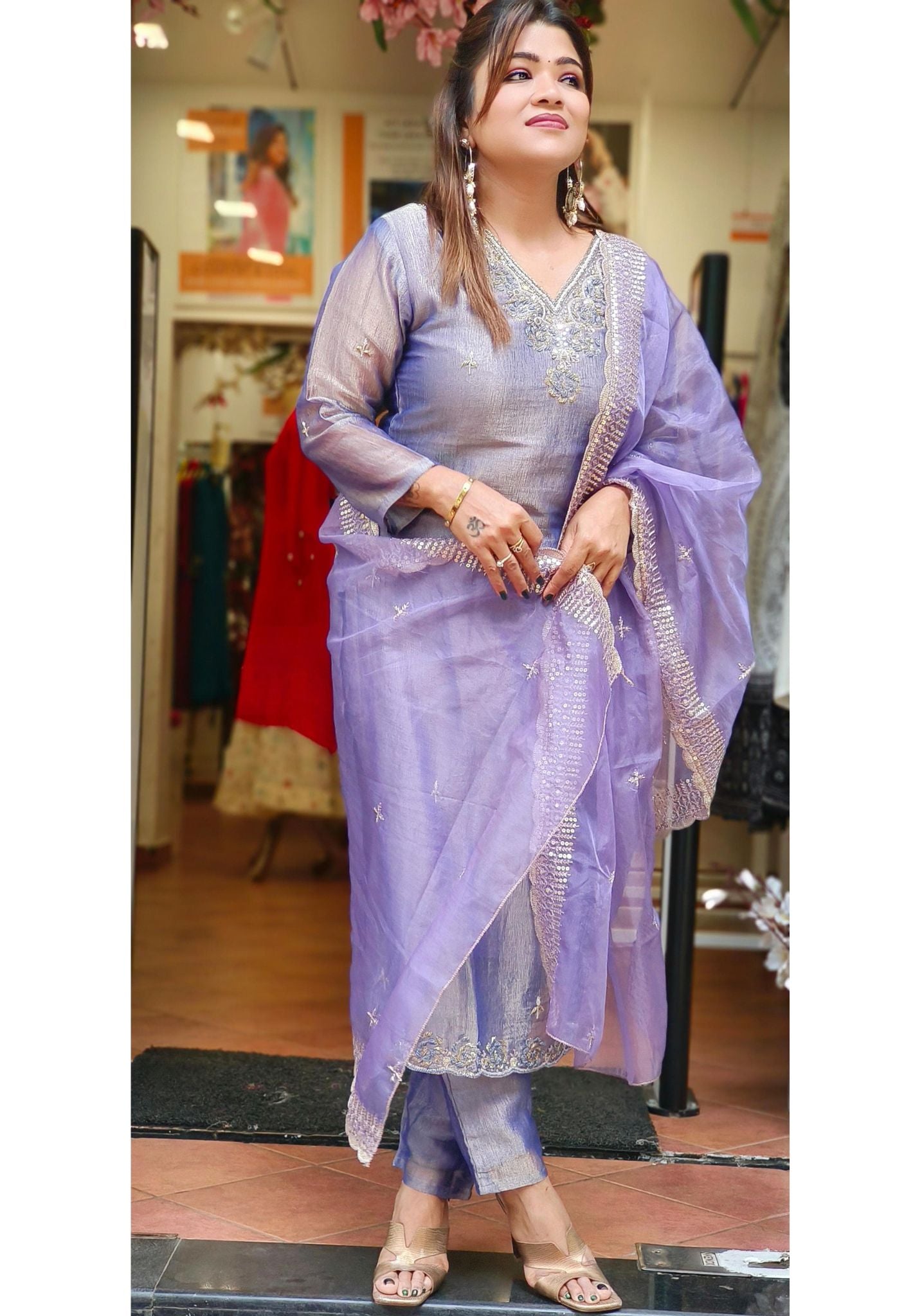 Shimmer Crush Tissue Beautiful kurta Pant With Tisse Embroidered Dupatta-06646