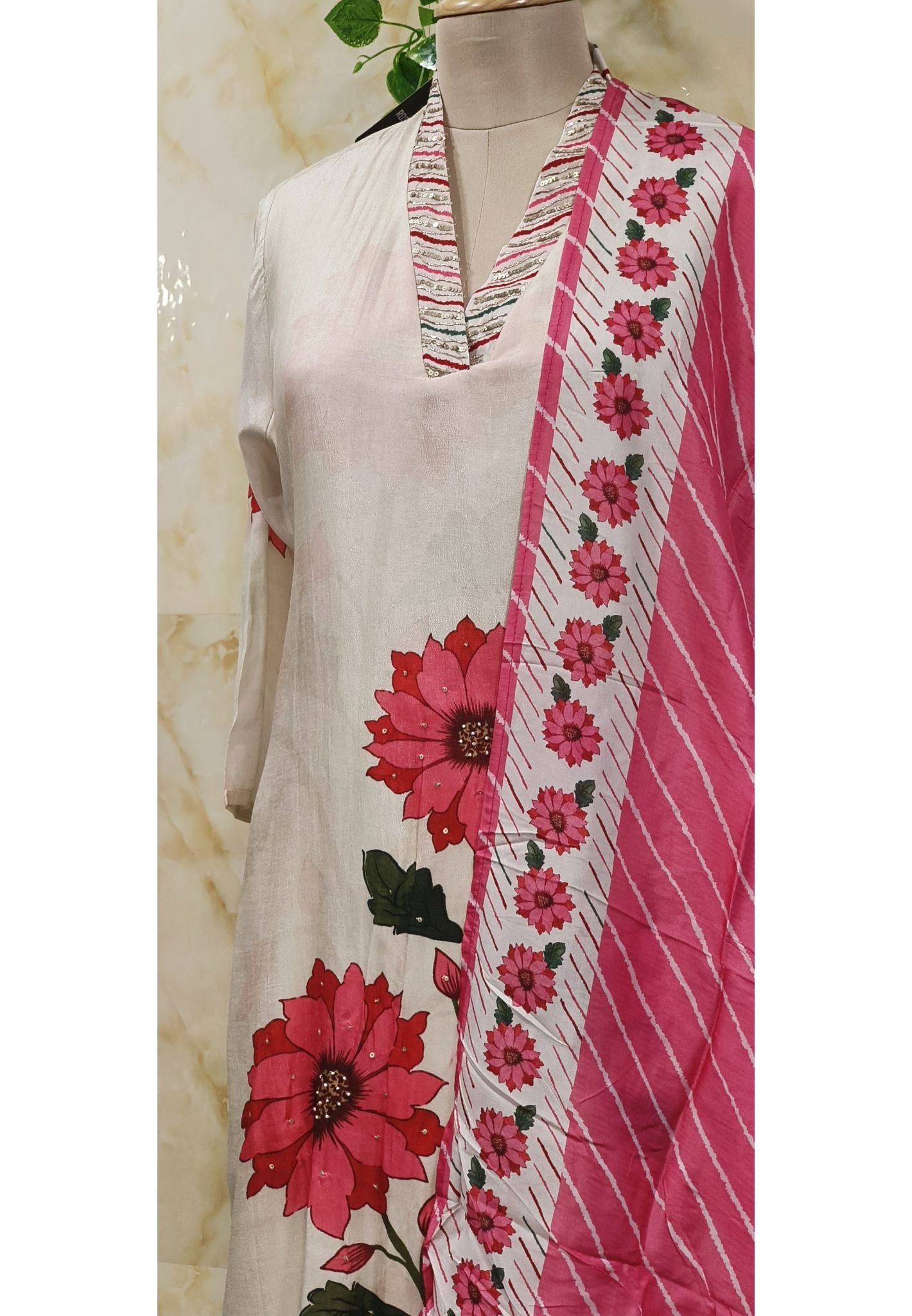 Beautiful Flower Print Silk V Neck Full suit Set-07050