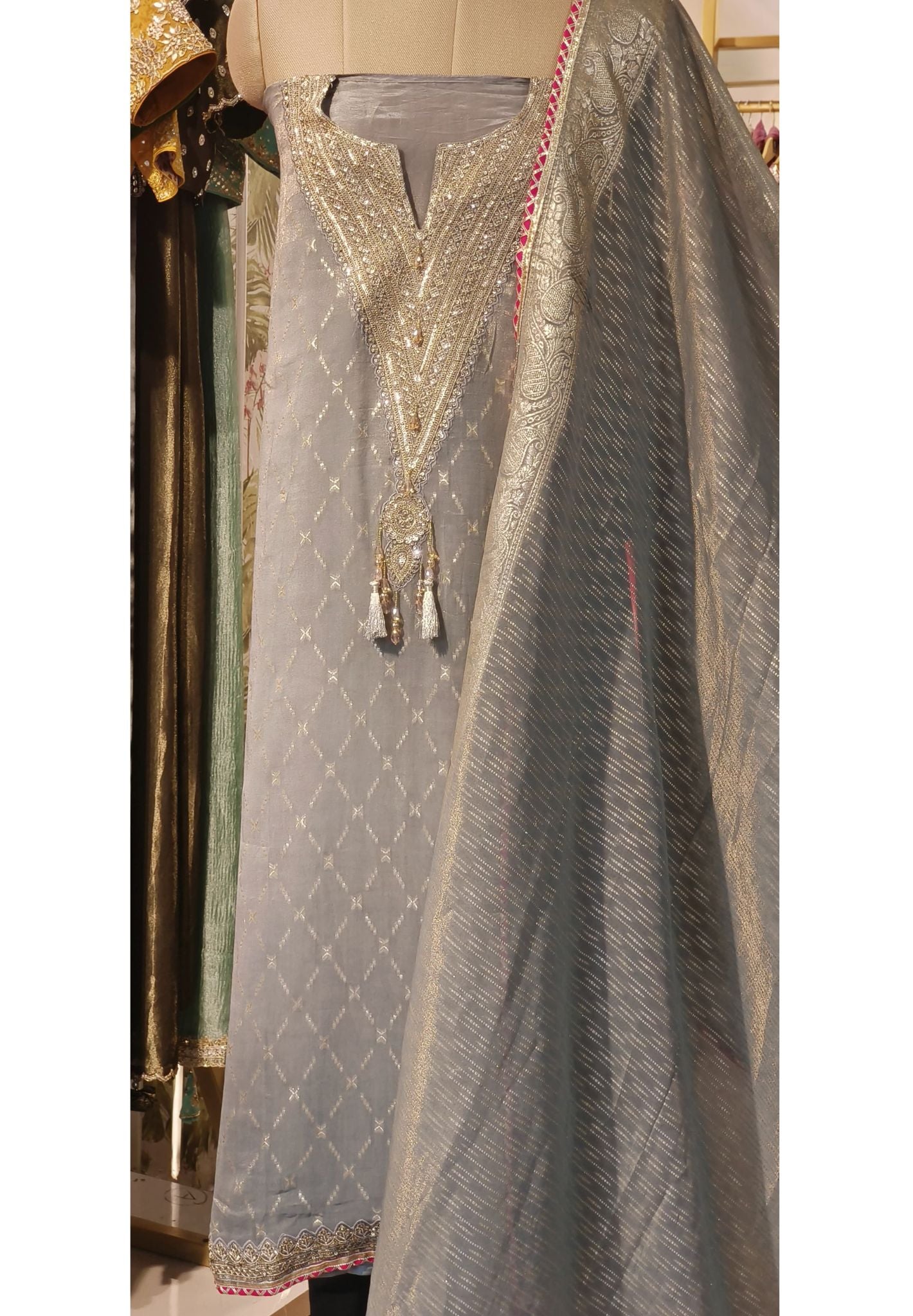 Tissue Silk Neck Zardosi Work Unstitched Full Set-00071