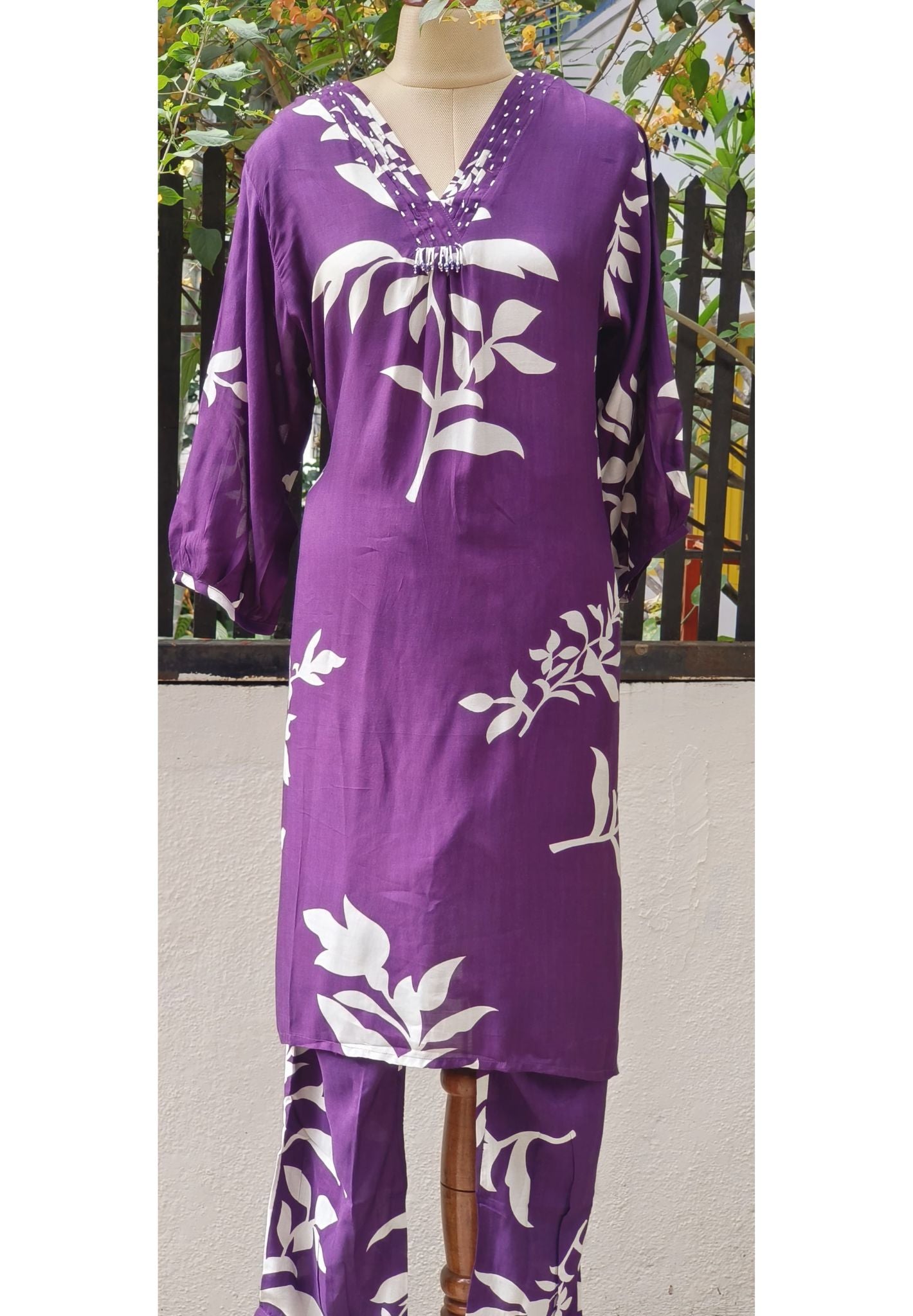Muslin Floral print kurta with Pant-07802-803