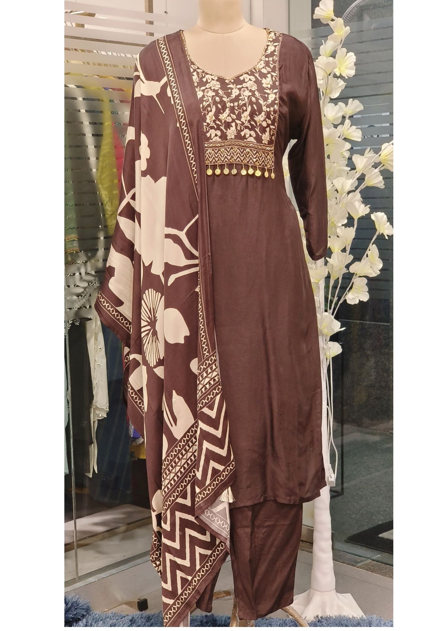 Beautiful Neck Embroidery Full Set-07974-75