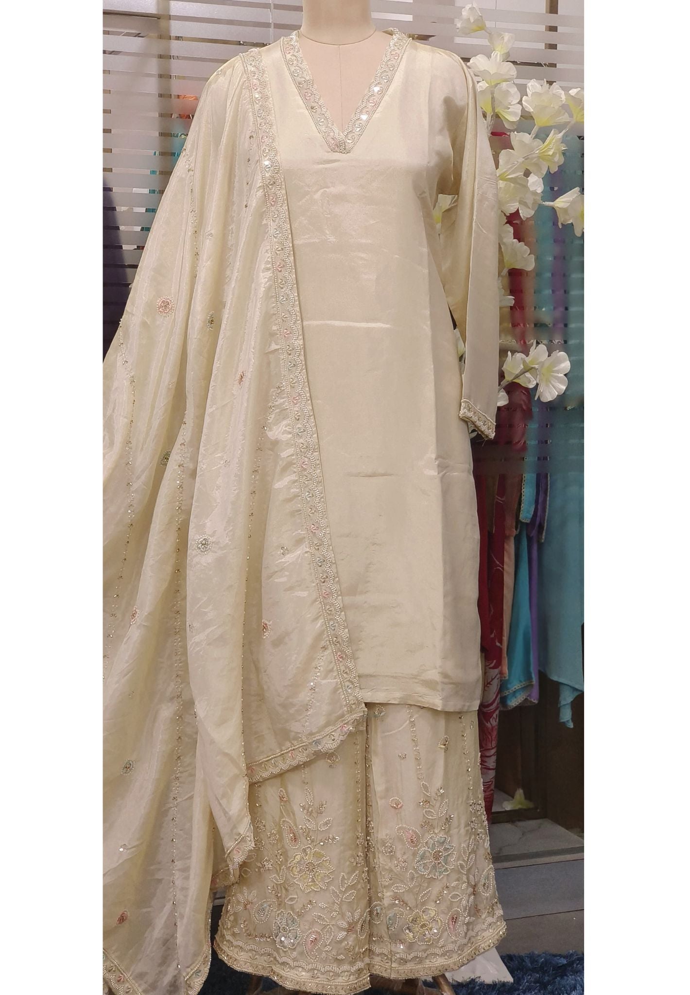 Tissue Silk V-Neck Embroidery Palazzo Full Set-08209