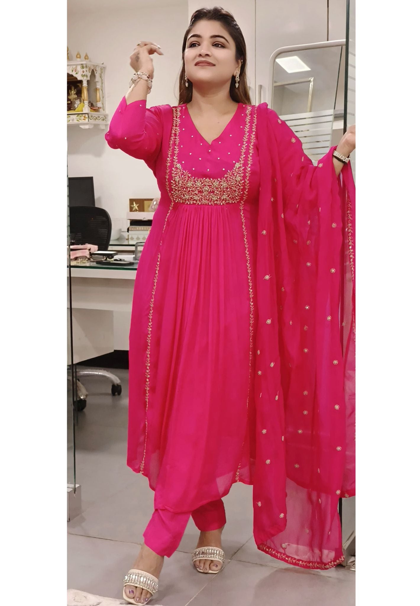 Beautiful Chinon Zardozi Embroidery Anarkali Full Set (loose Fit)-08251
