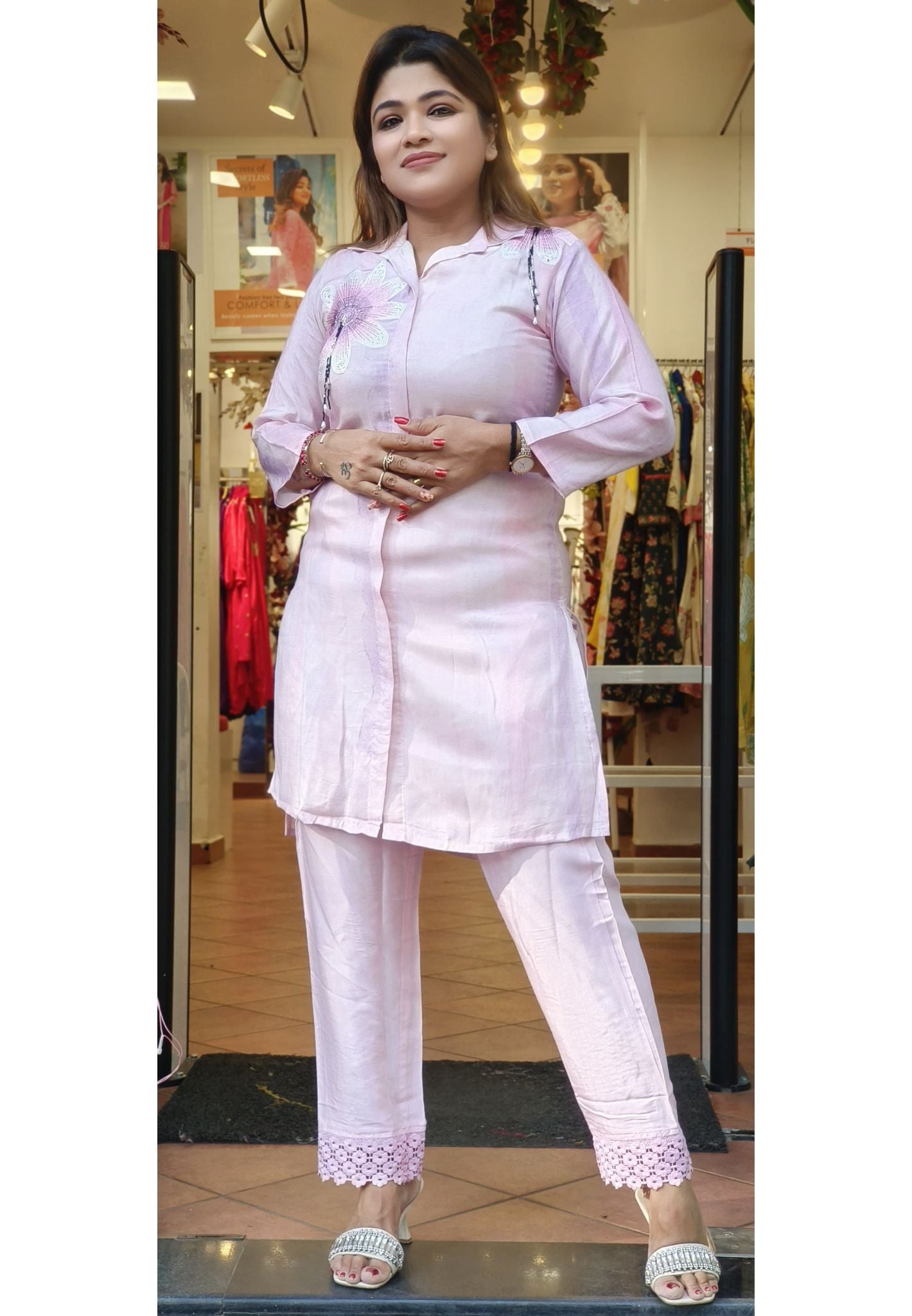 Elegant Collar Embroidered Muslin Co-ord Set with Floral Embellishments – A Stunning Blend of Style and Grace"-08647