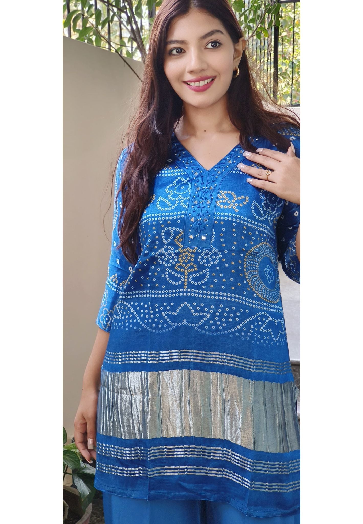 Elegant Crepe Bandhani Print Kurta Pant Set with real mirror Embroidery-08692