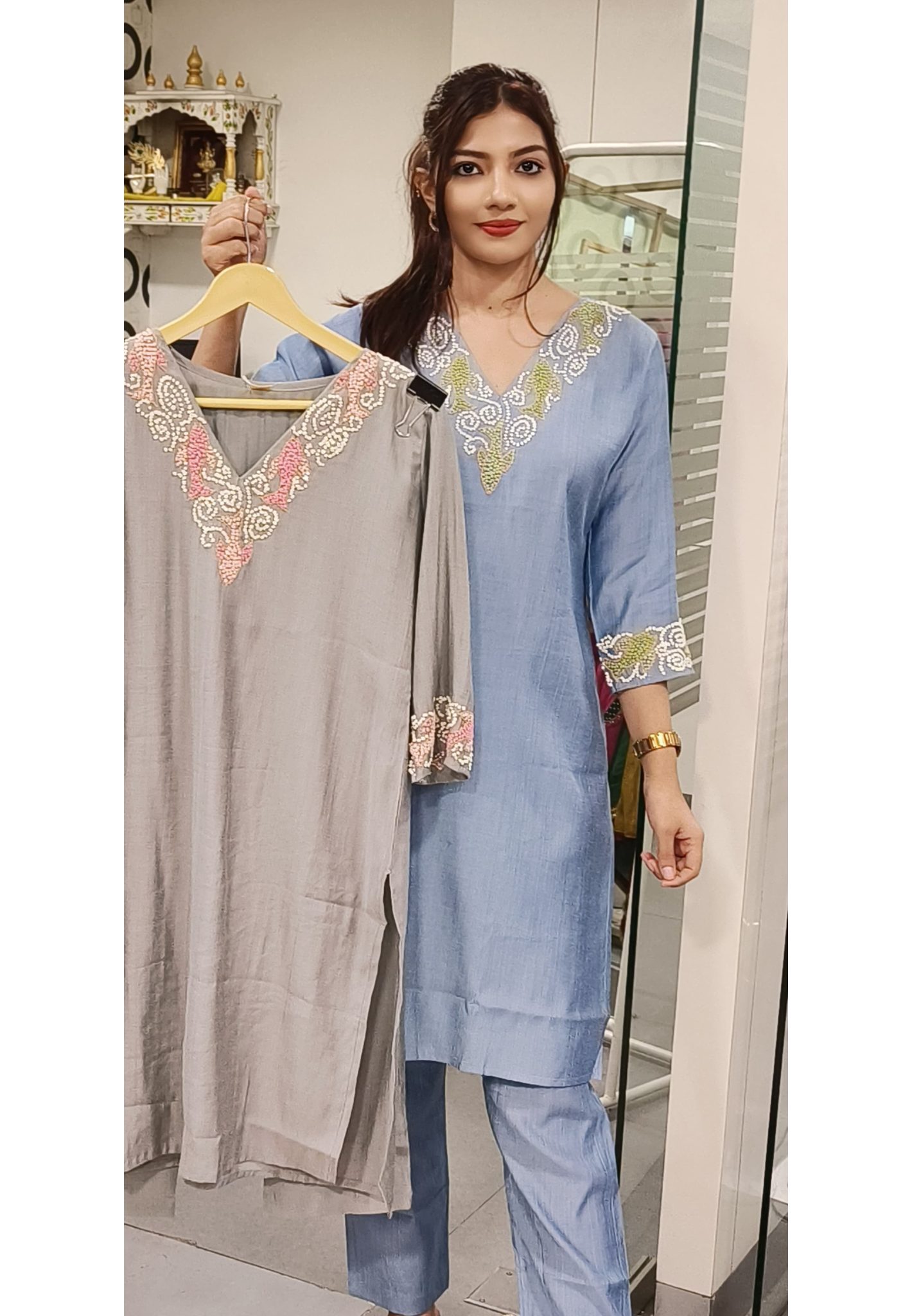 Graceful Embroidered Kurta Set – Chic & Timeless Indo-Western Elegance 09290,09289