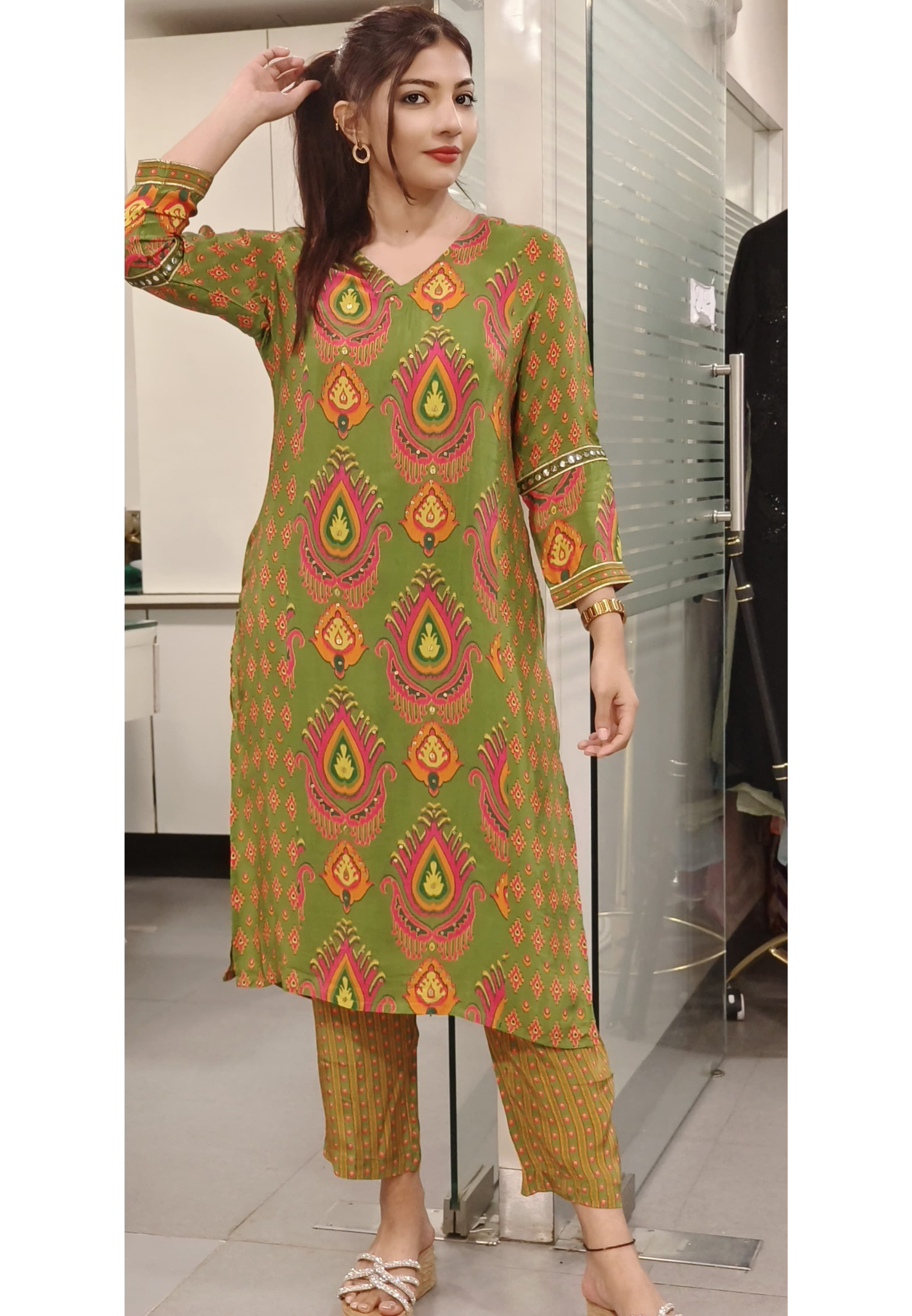 Pure Crape Printed  Stylish Kurta Pant