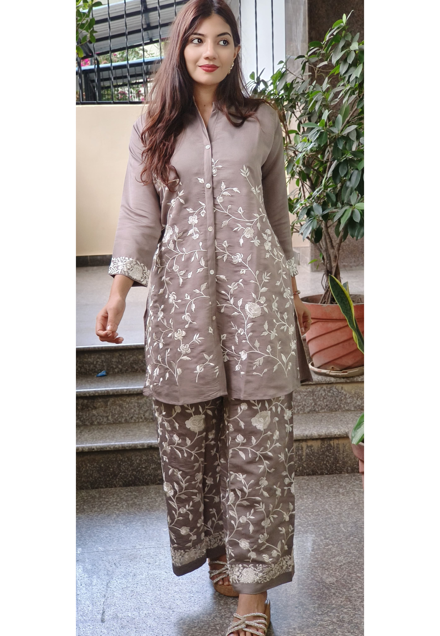 Mudal Silk Thread Embroidered manderian collar Top with Embroidered loose pant cordset