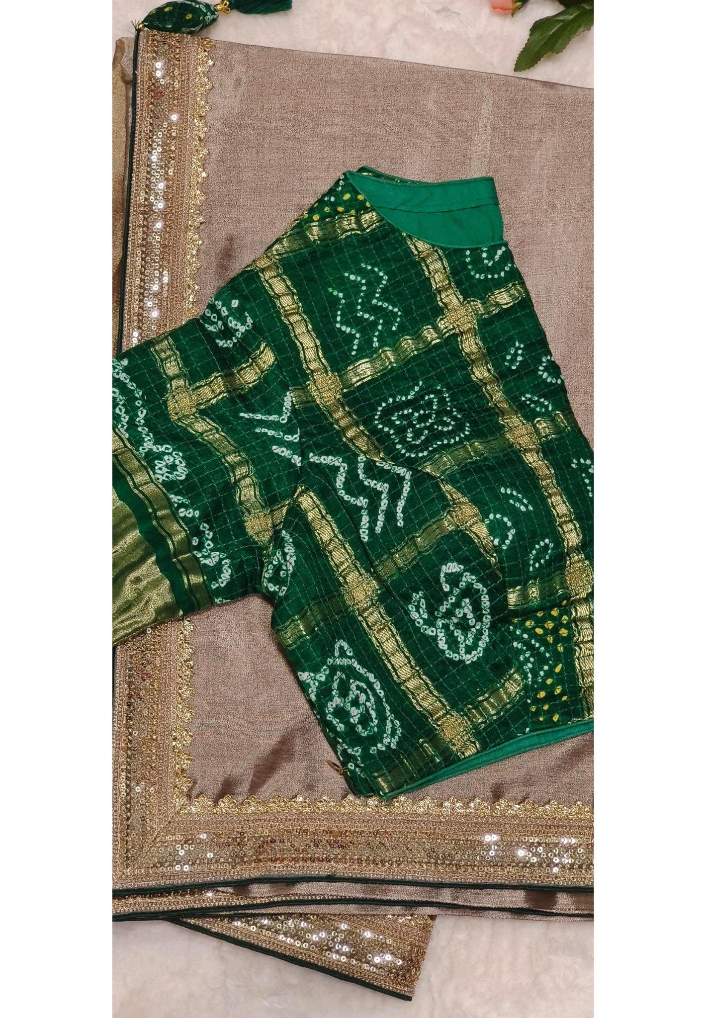 Designer Tissue Silk Plain Gold Dual Tone Silk Saree with Vibrant Bandhani Padded Stiched  Blouse