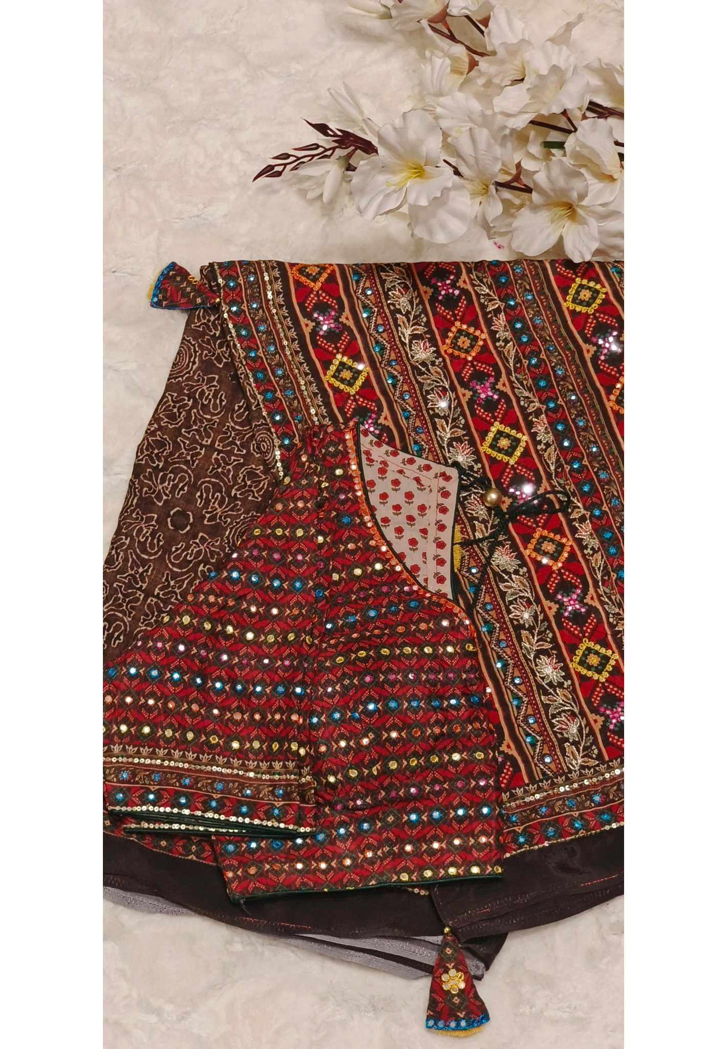 Muslin Fabric Multi Colored Embroidered Pallu Saree With Padded  stitched Blouse