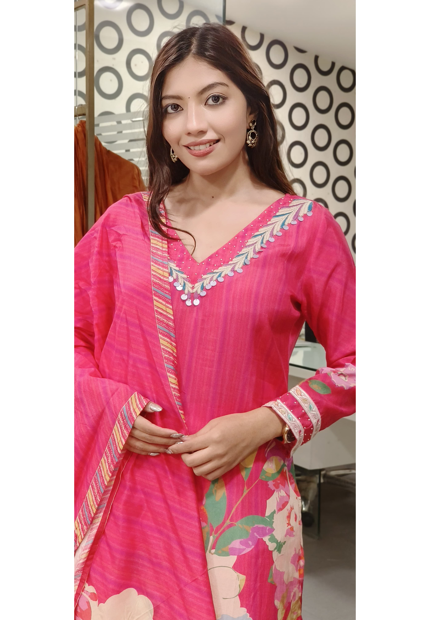 Beautiful Thread & Foil Mirror Work V-Neck Floral Kurta Pant Full Set With Dupatta