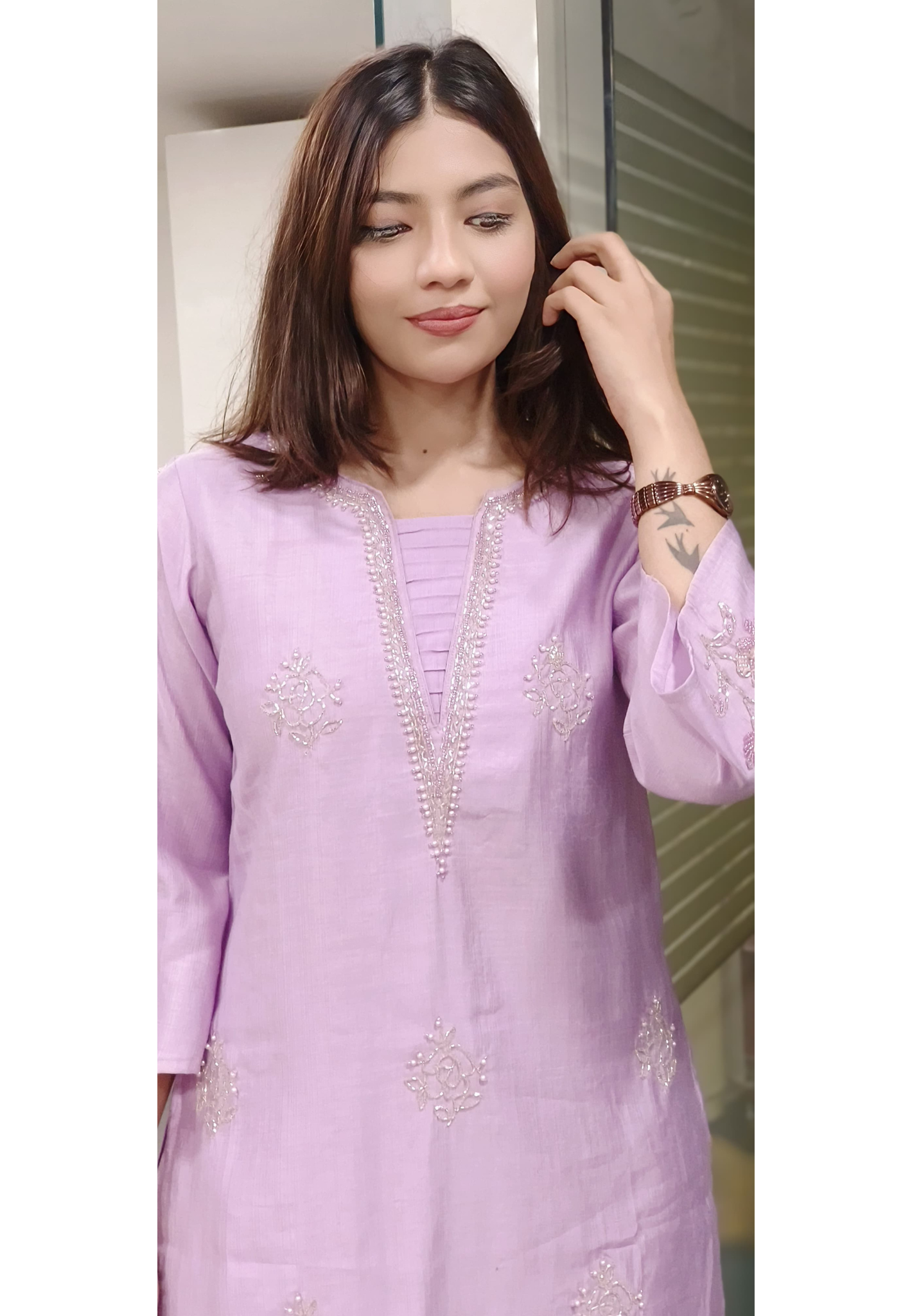 Pearl Elegance Beautiful V-Neck Popped Flower Vertical Fabric Kurta Pant Set- 10277