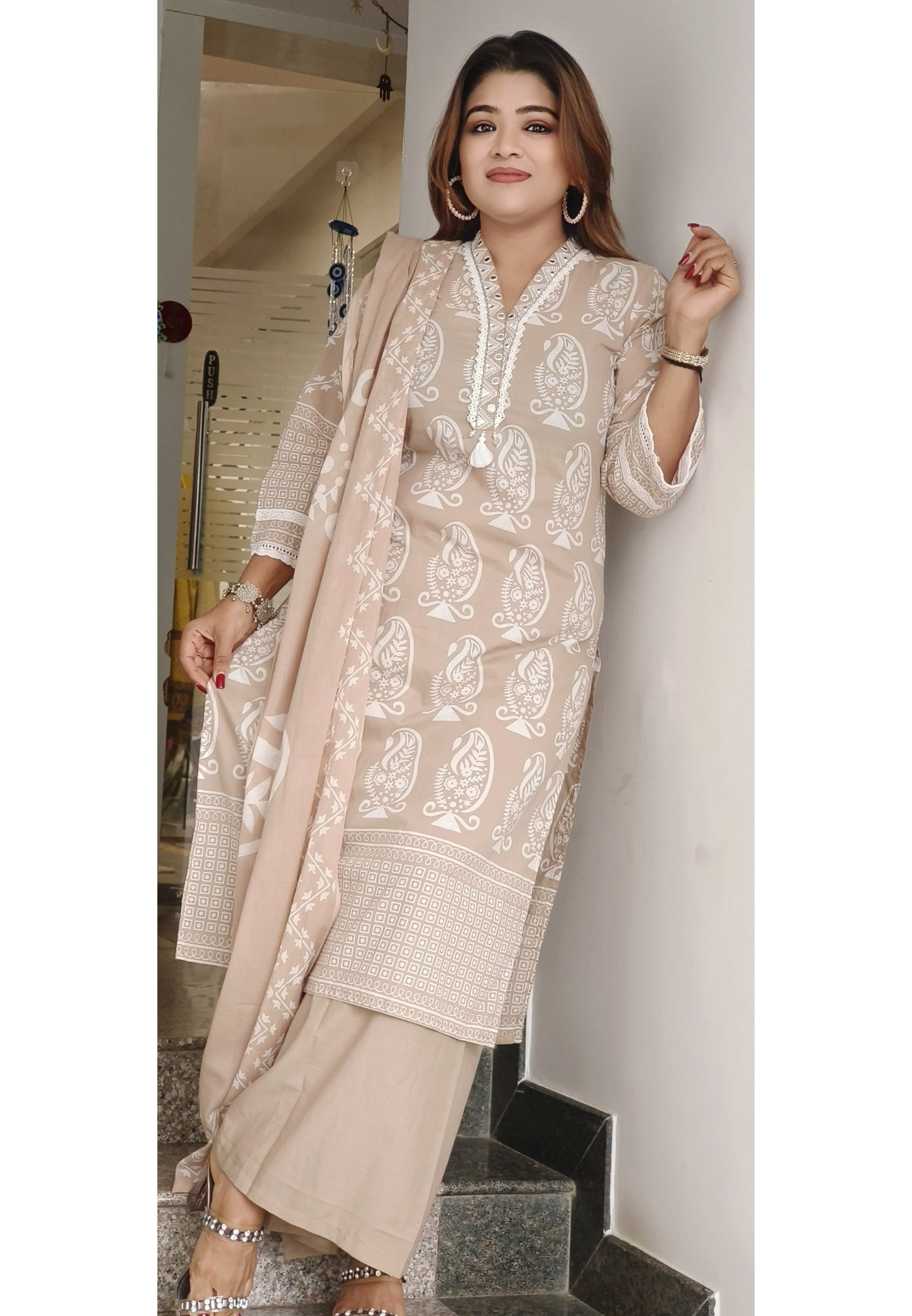 Foil Mirror Crosia Lace Straight Full Suit Set With Dupatta In Cotton Fabric