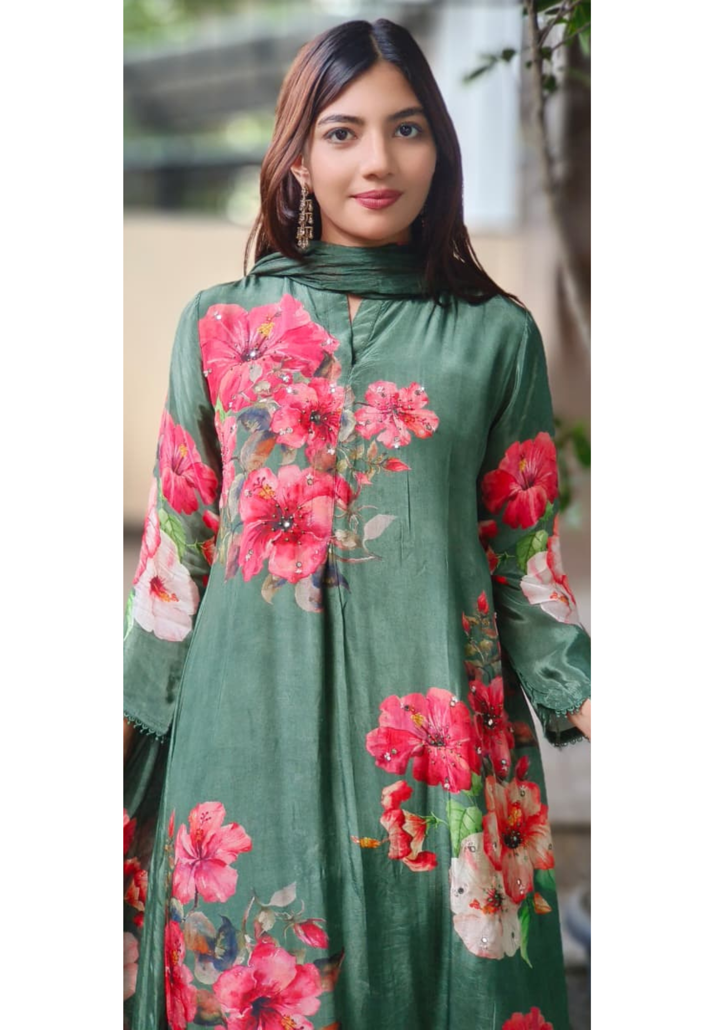 Green Elegance Flower Bloom Prints A-Line Full Suit Set With Dupatta In Crepe Fabric- 10673