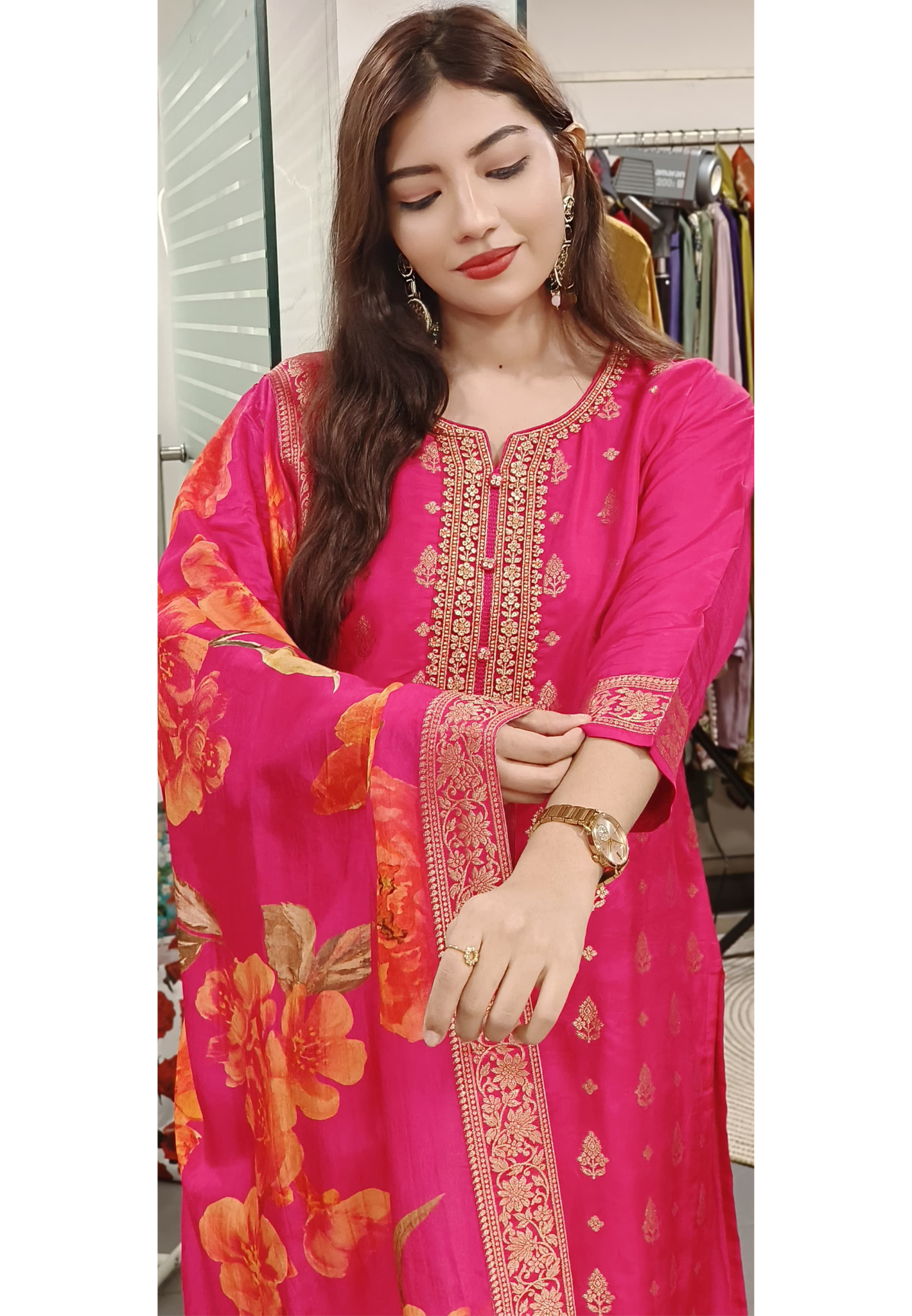 Banarasi Baag – Elegant Suit Set with Brocade Bottom & Silk Floral Dupatta-09122