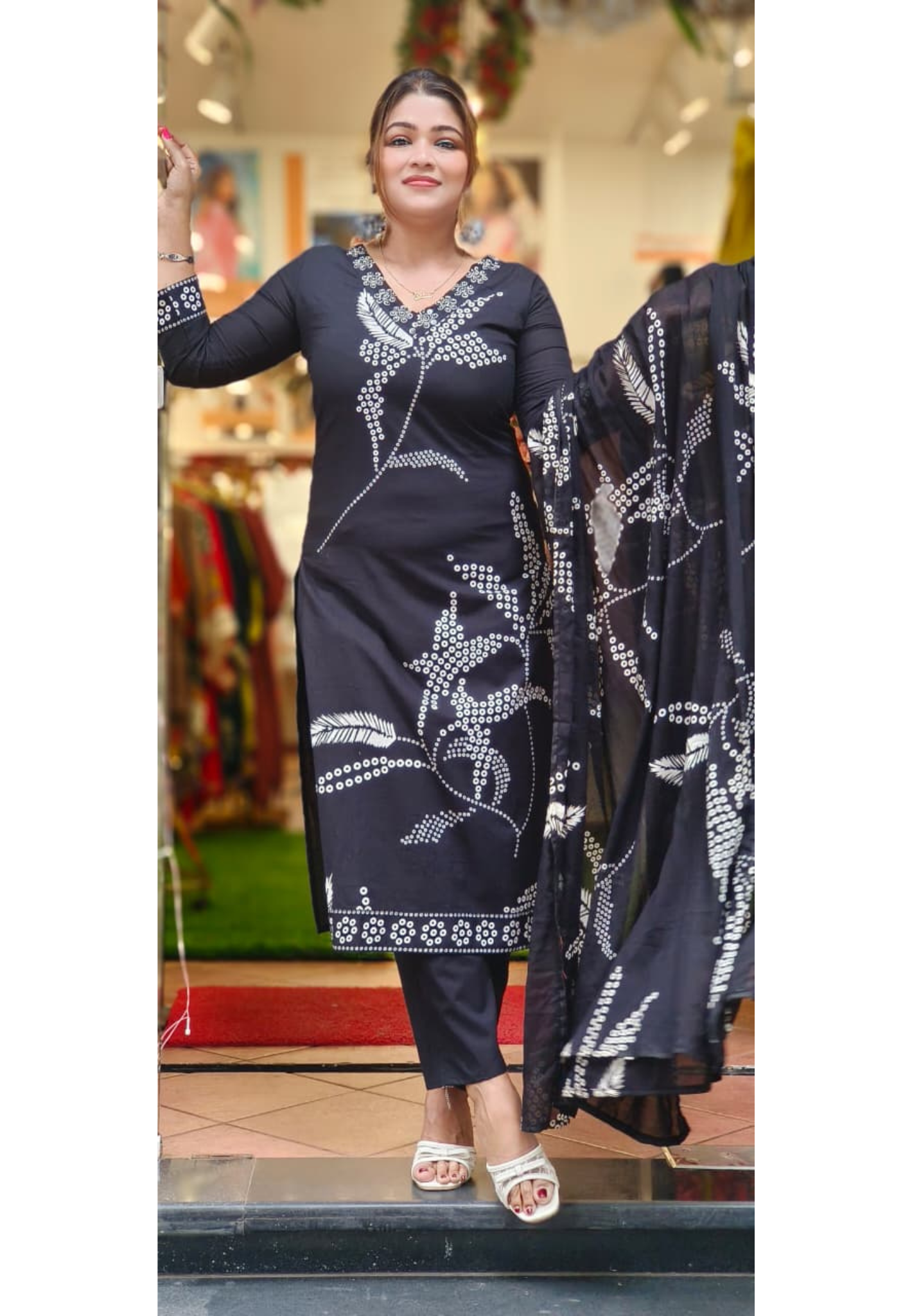 Dotted Leaves Cotton Full Suit Set With Dupatta (Lining Inside)- 10811
