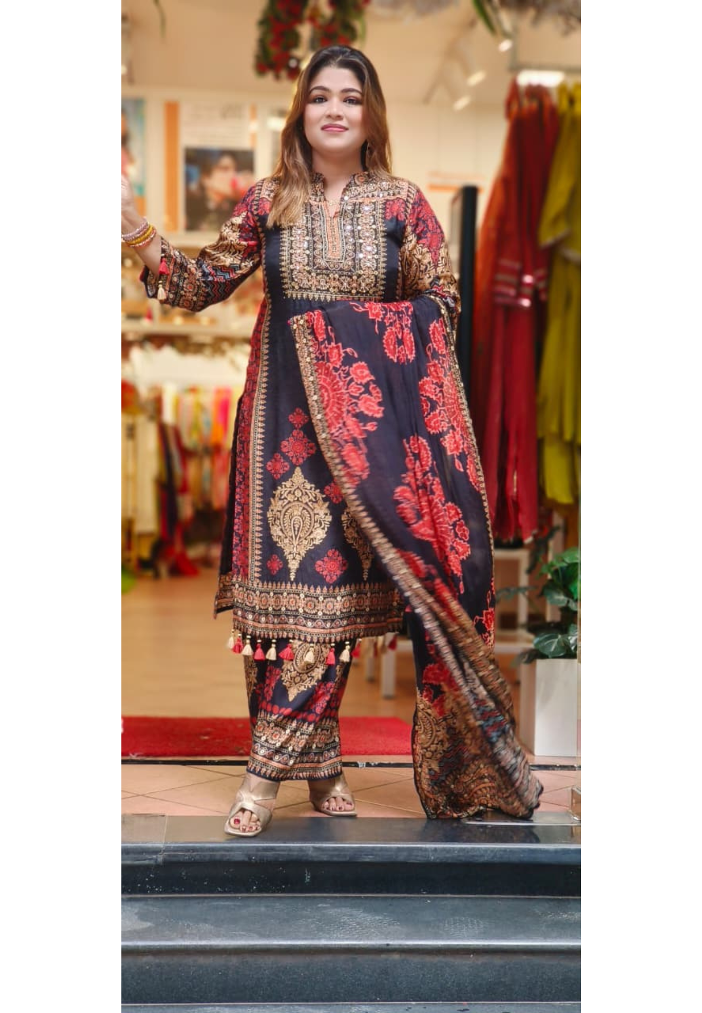 Placement Print Mandarin Collar Full Suit Set With Dupatta & Loose Palazzo Bottom In Dola Silk-10804