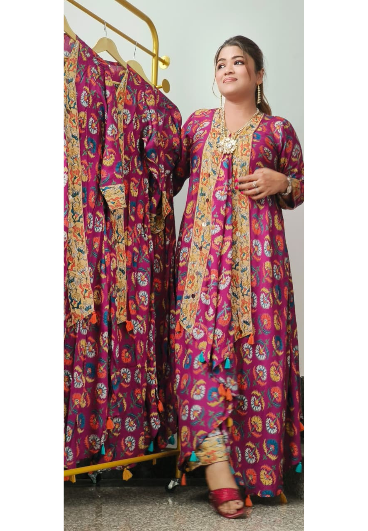 Indo Western Vibrant Mystic Blossom Printed Ethnic A-Line Kurta Pant Set In Muslin Fabric-10903