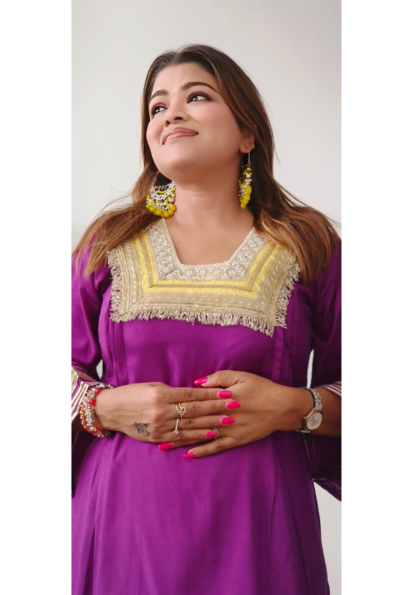 Tiny Pearl & Zari Neck Work Vibrant Kurta Pant Set In Muslin Fabric-10906