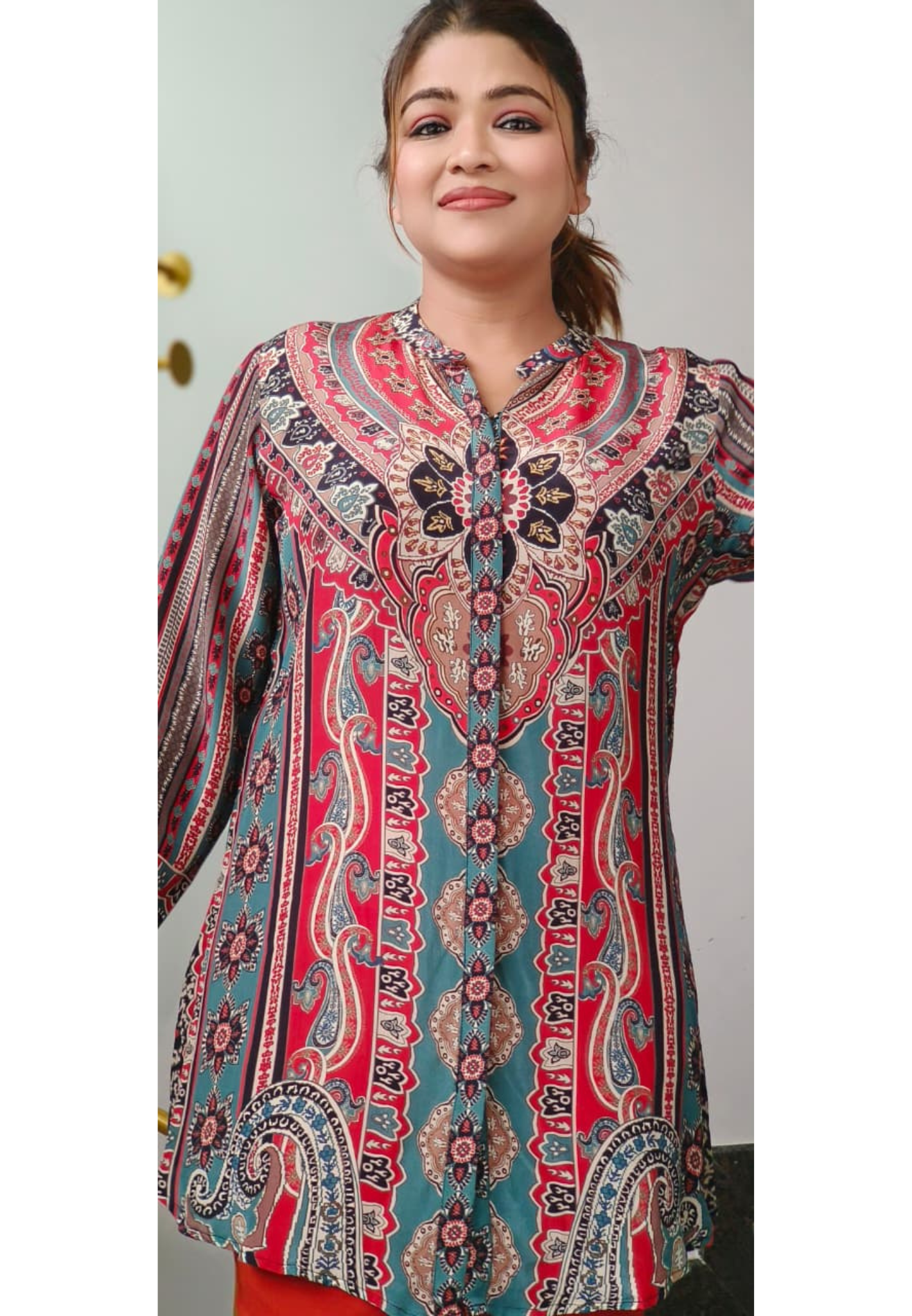 Fiery Bloom Printed Short Kurti Only In Crepe Fabric-10899