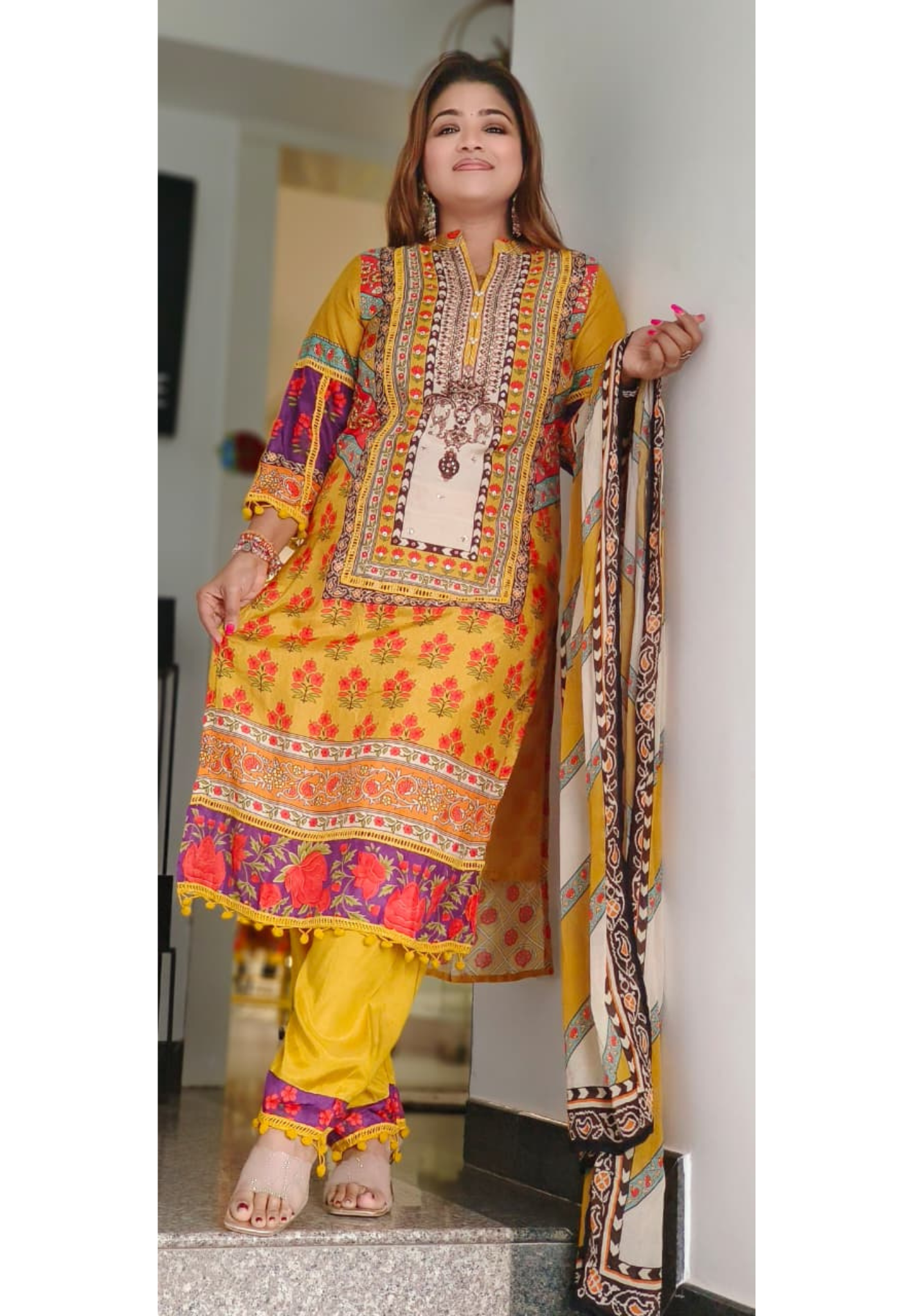 Multicolored Beautiful Placement Designed Lawn Full Suit Set With Dupatta & Farsi Bottom In Russian Silk Fabric- 10967