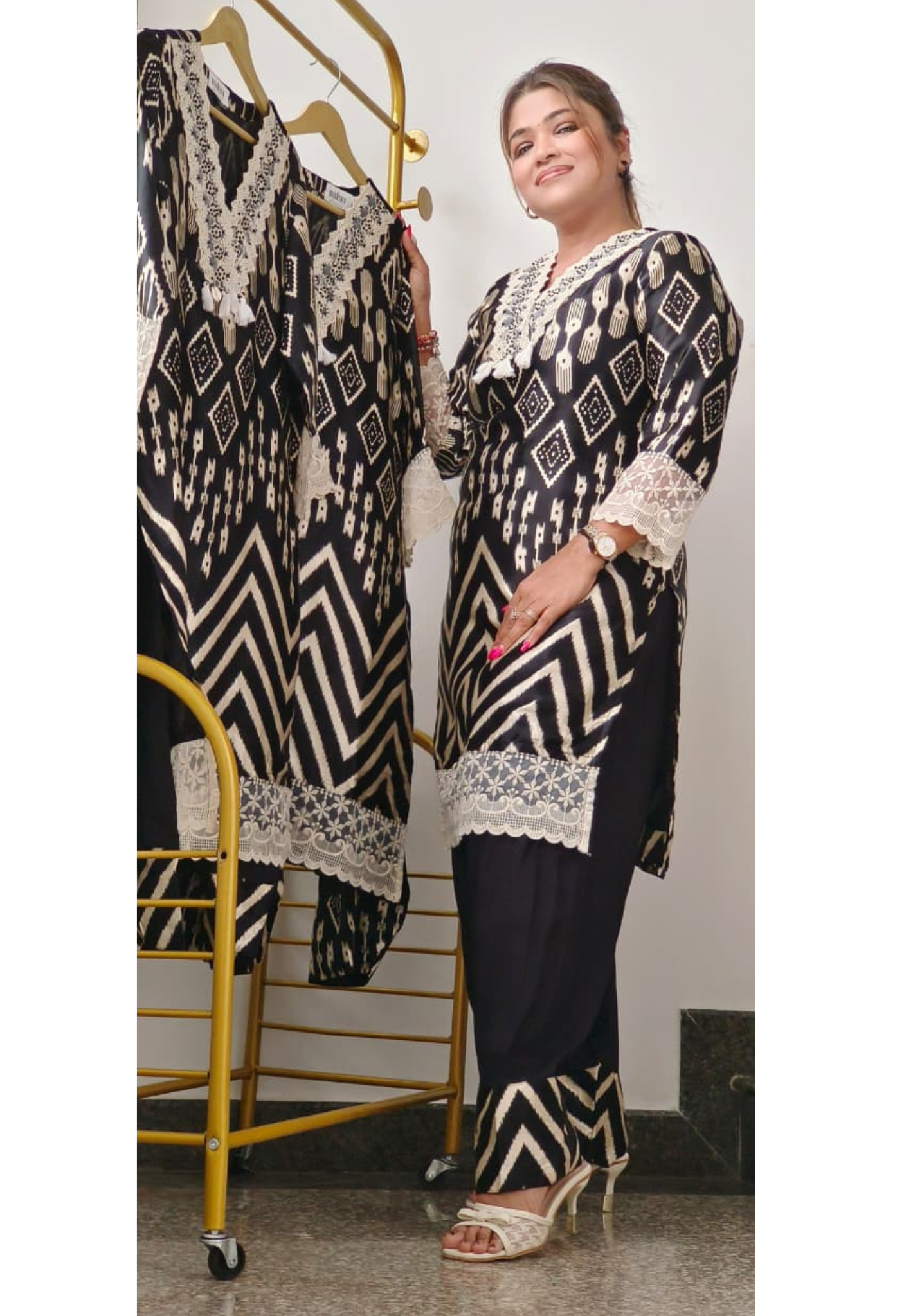 Asymmetric Printed Crosia Lace Kurta With Farsi Pant Set In Gajji Silk Fabric- 10941