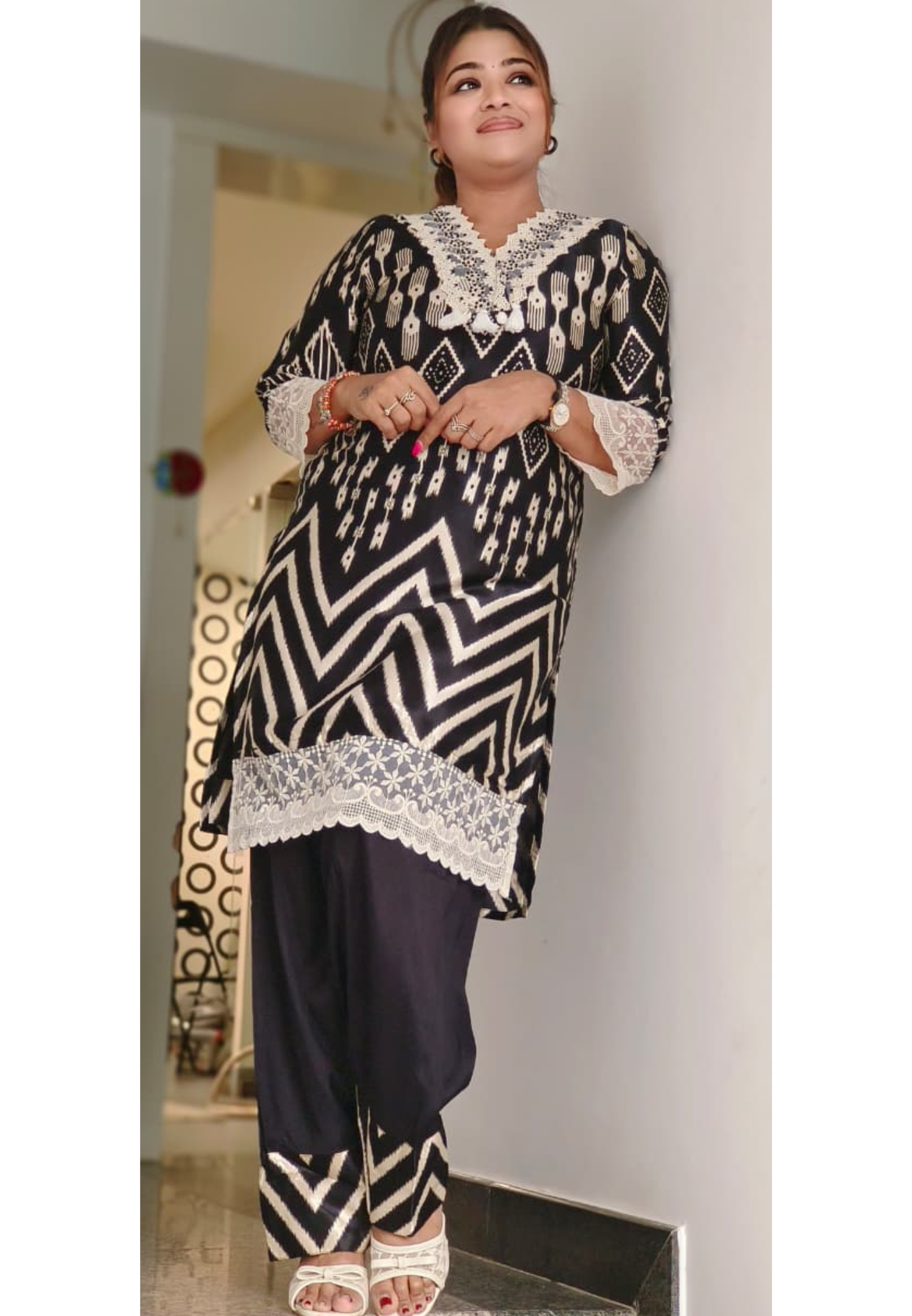 Asymmetric Printed Crosia Lace Kurta With Farsi Pant Set In Gajji Silk Fabric- 10941
