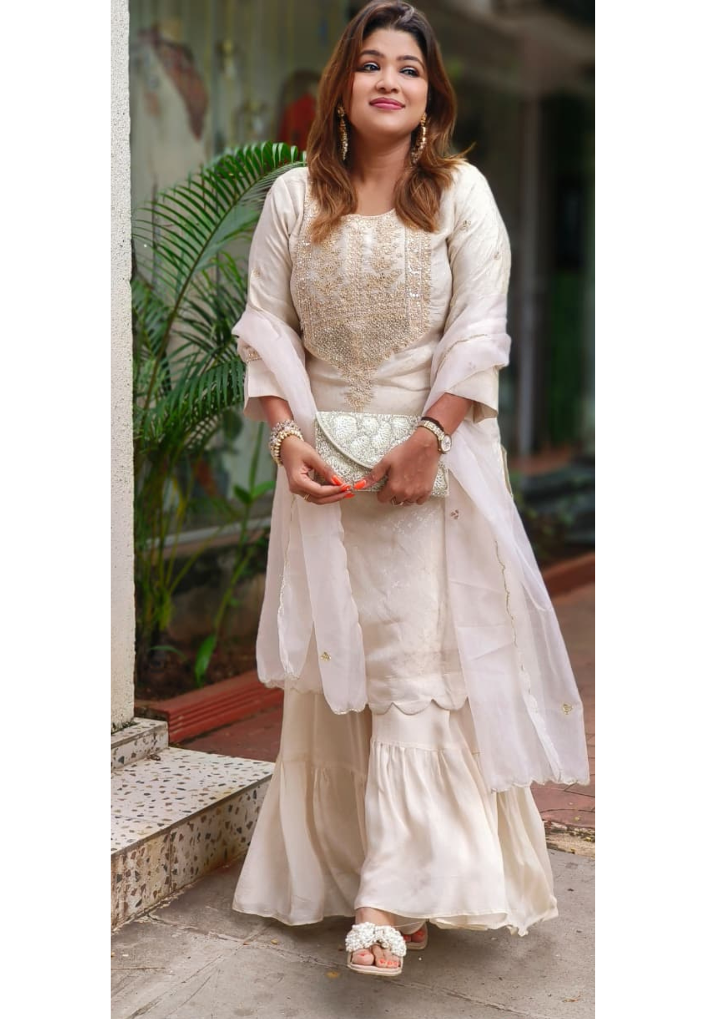 Zari Elegance Beautiful Yoke Sharara Full Suit Set With Netted Dupatta-