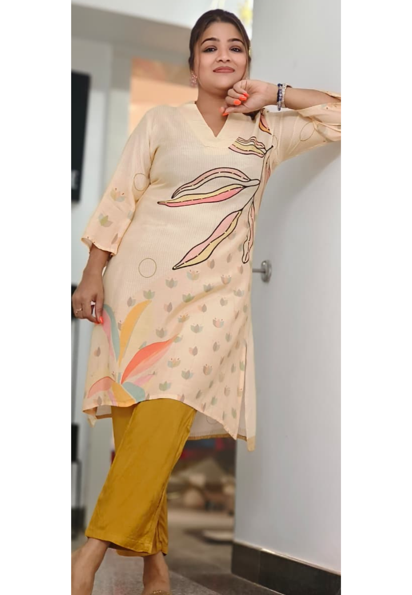 Soft Tone Decent Look Minimal Print Kurta Pant Set In Muslin Fabric -11414