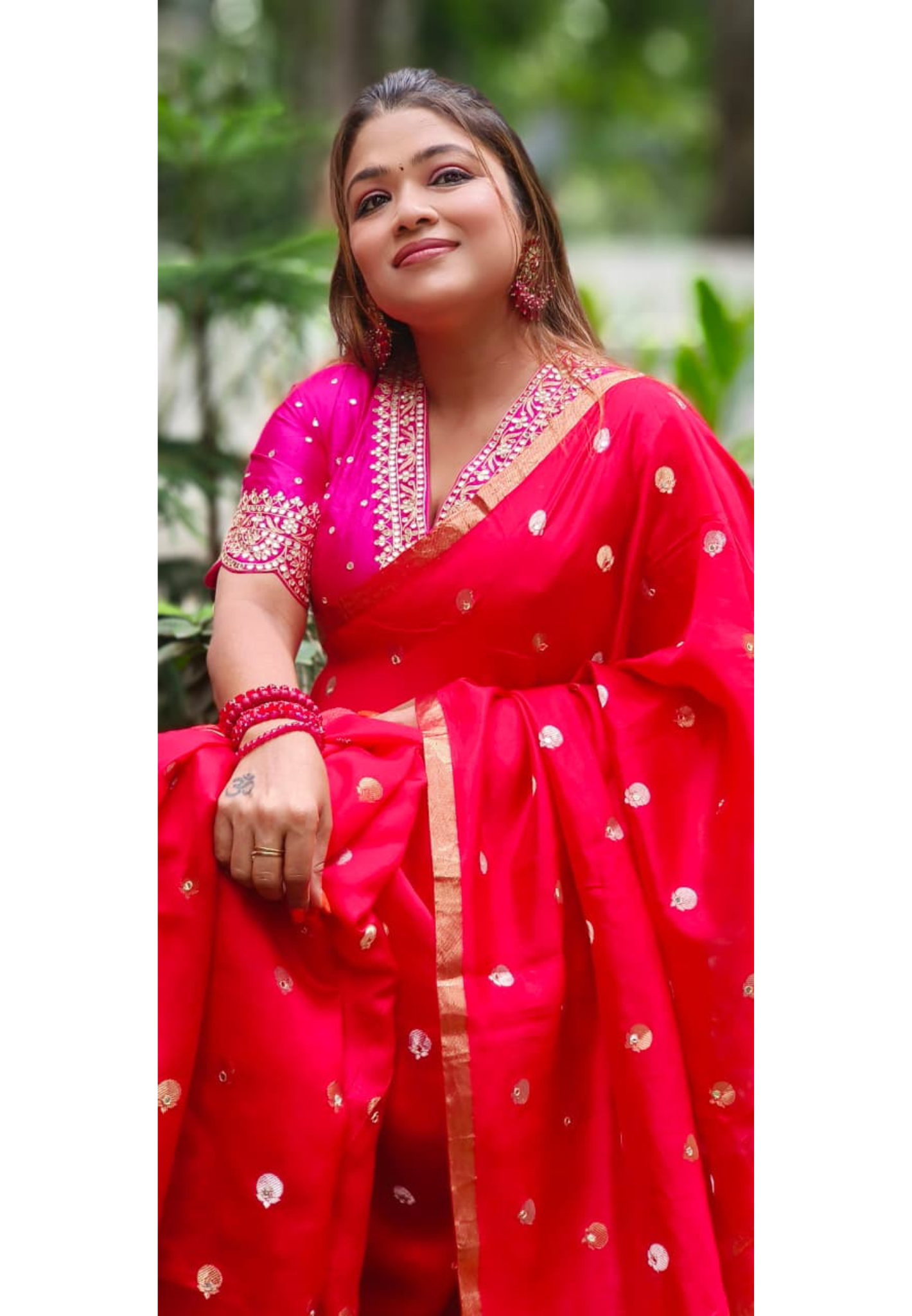 V-Neck Bright Shade Banarasi Touch Designer Saree In Pure Silk Fabric