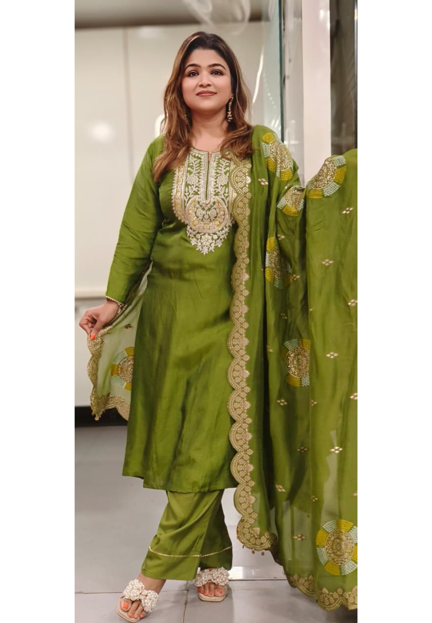 Heavy Designer Machine Work Vibrant Full Suit Set With Cut Work Bordered Dupatta & Pocket- 11829,11830