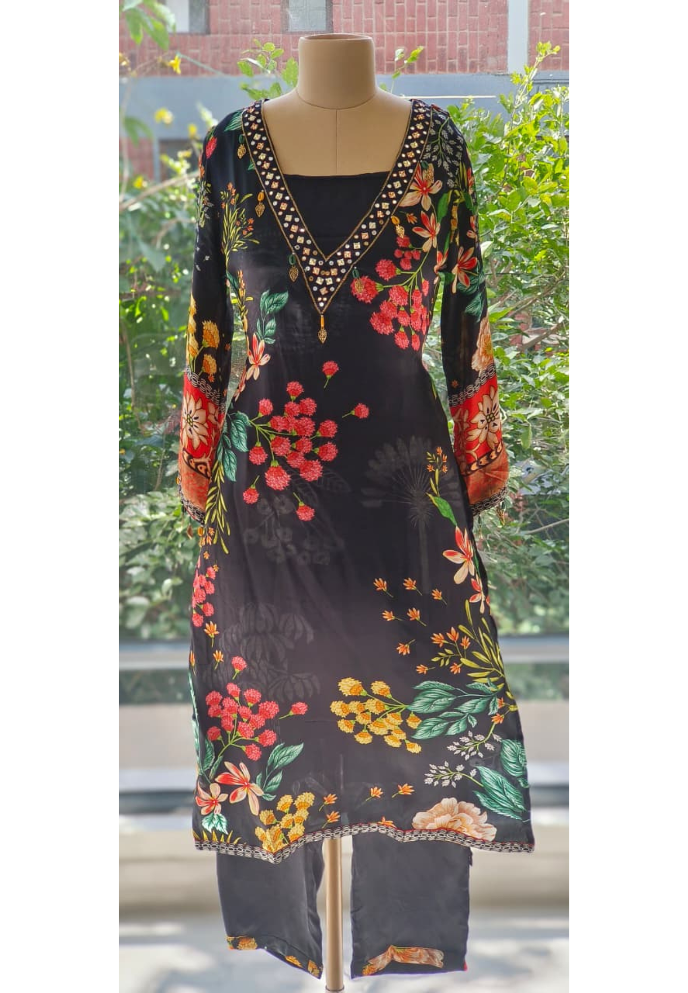 Bright Floral Pure Crepe Cordset with Busters-12217