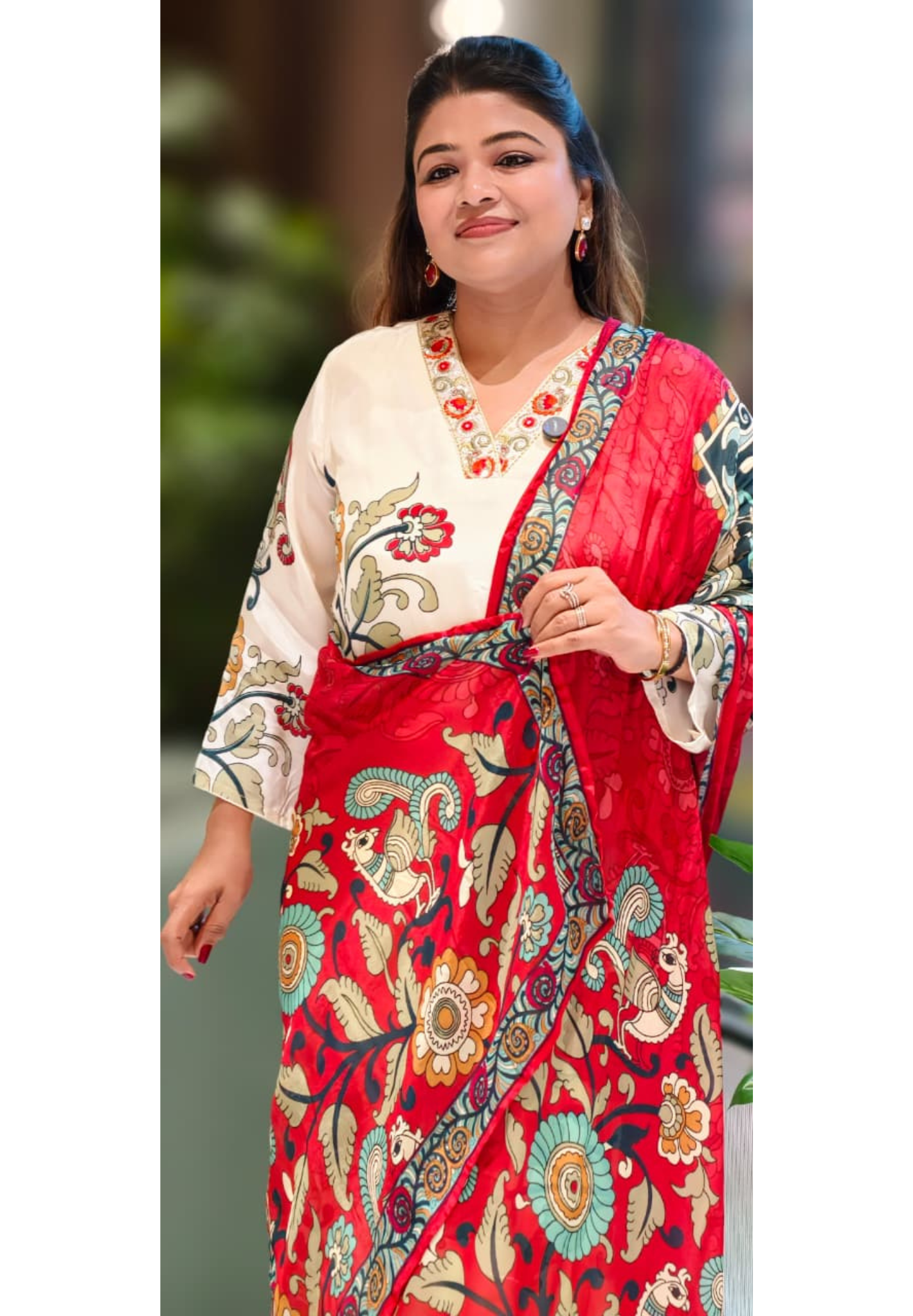 Very Uniquely Digital Printed V-Neck Line Suttle Full Suit Set With Dupatta In Crepe Fabric- 13076