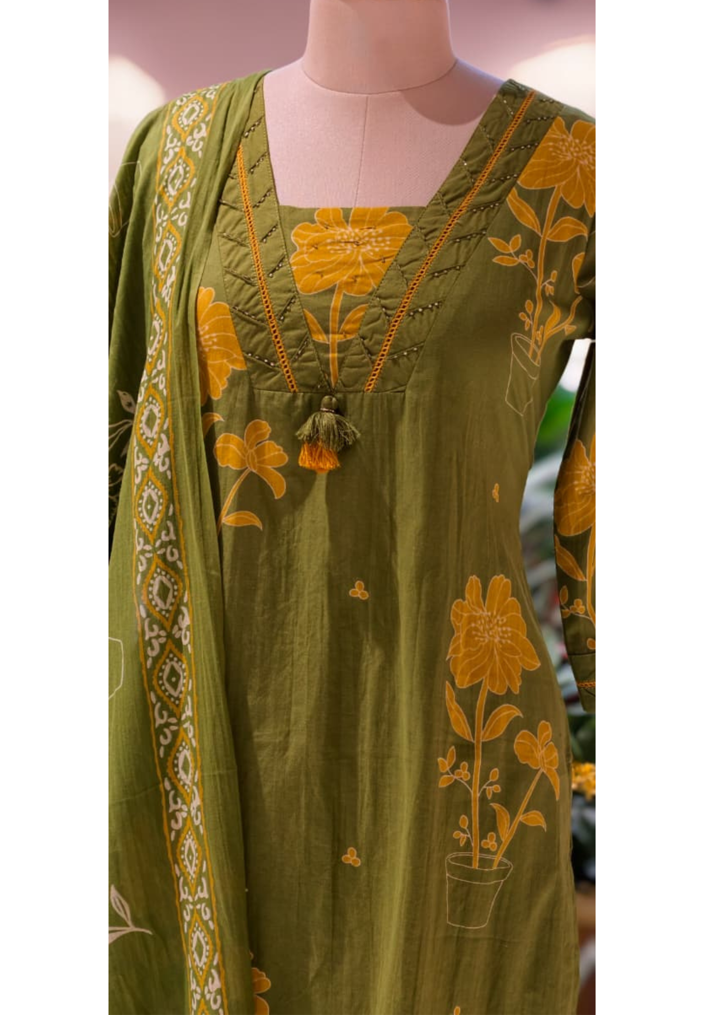 Casual Wear Floral Printed Twin Color Cotton Full Suit Set With Dupatta-13373