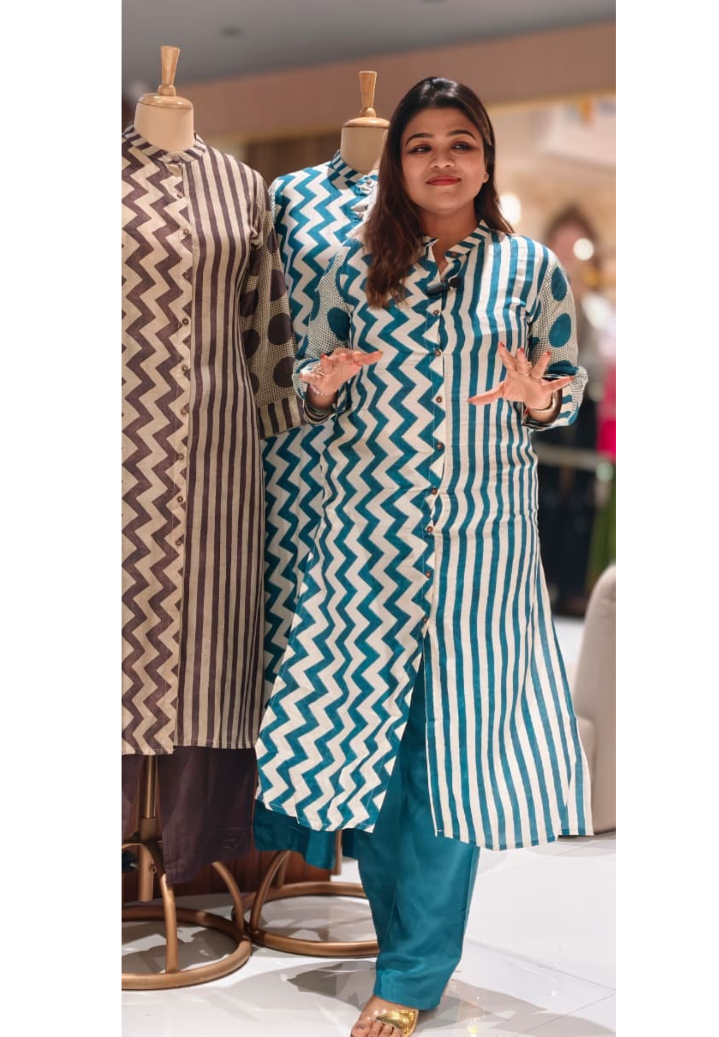 Striking Zig-Zag With Striped Stylish Kurta Pant Set In Muslin Fabric- 13456